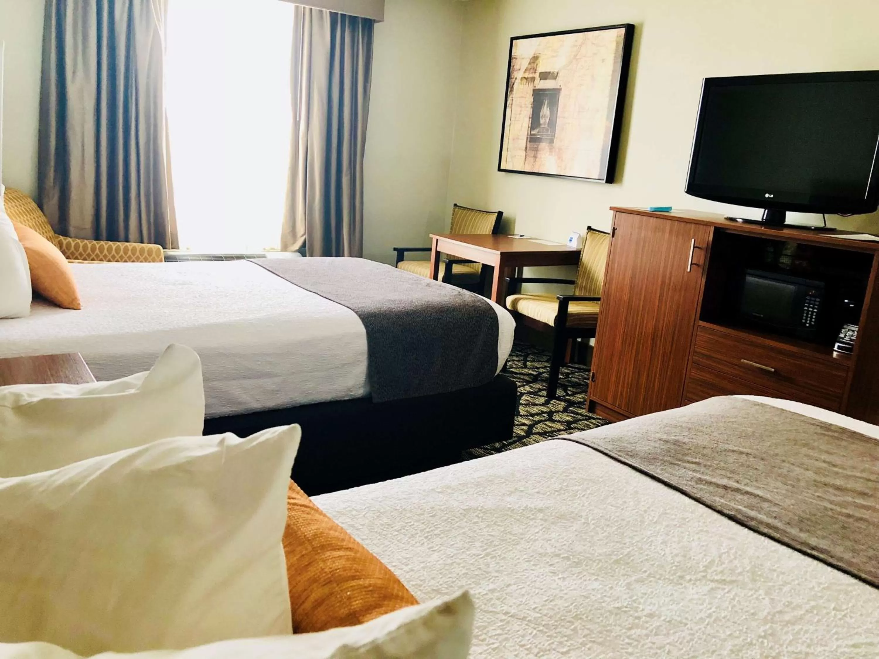 Double Room with Two Double Beds with Roll-in Shower - Disability Access - Non-smoking in Best Western Westminster Hotel