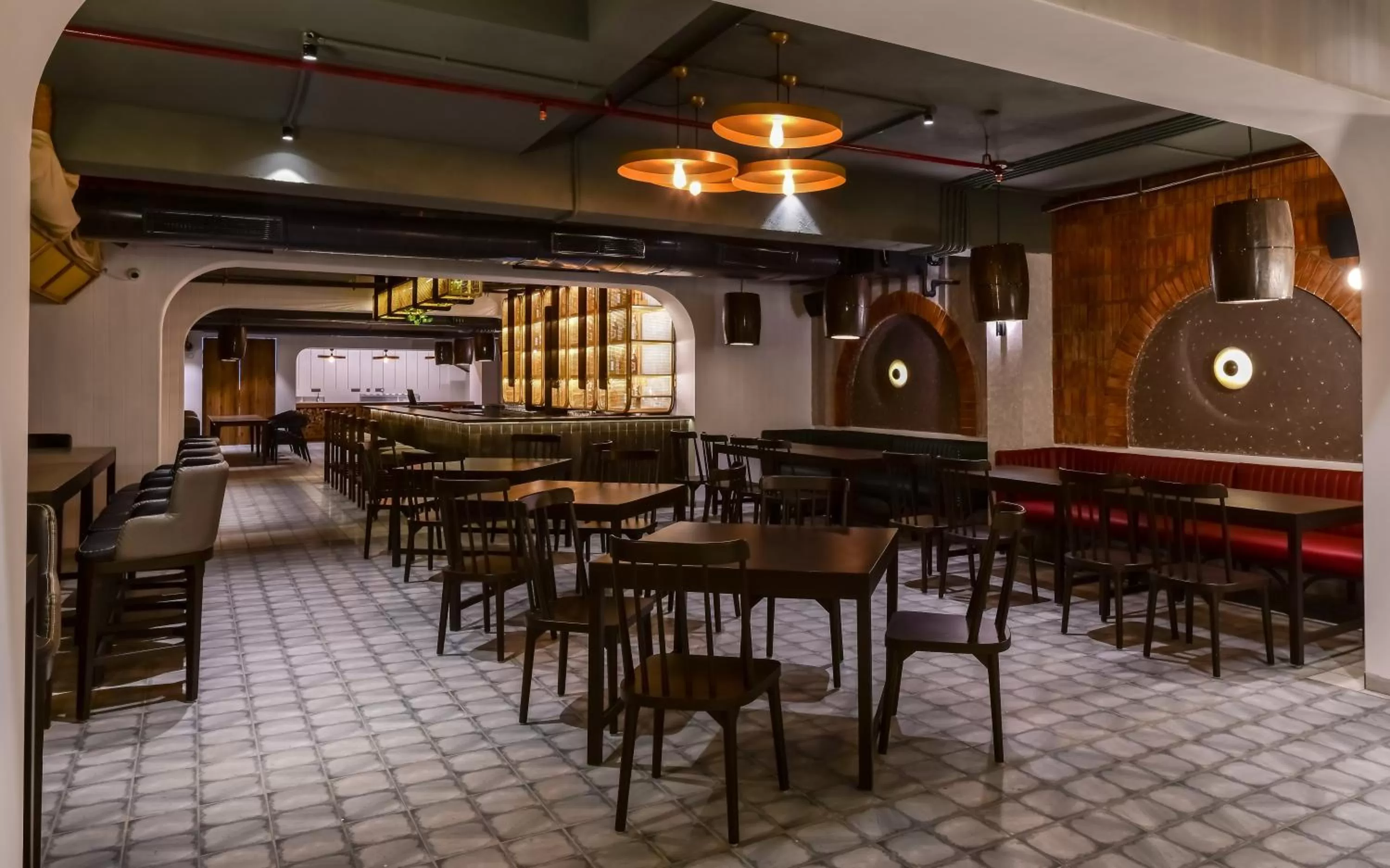 Lounge or bar, Restaurant/Places to Eat in The Downton Hotel