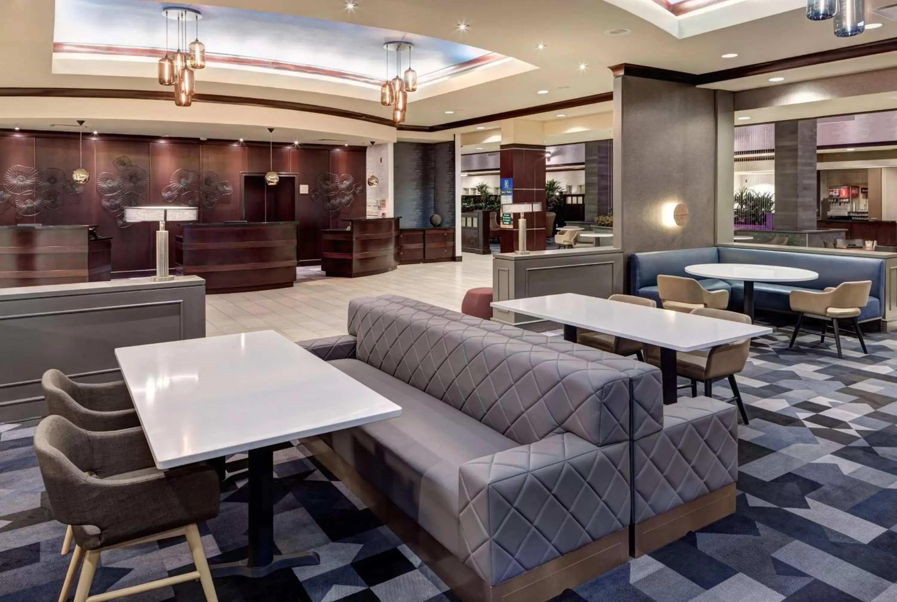 Lobby or reception, Restaurant/Places to Eat in Embassy Suites by Hilton Tampa Brandon