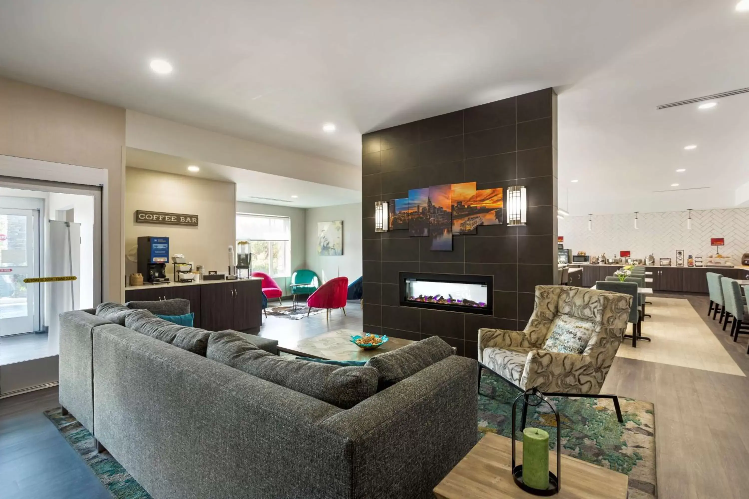 Lobby or reception in Best Western Plus Executive Residency Antioch Inn Lobby or reception in Best Western Plus Executive Residency Antioch Inn