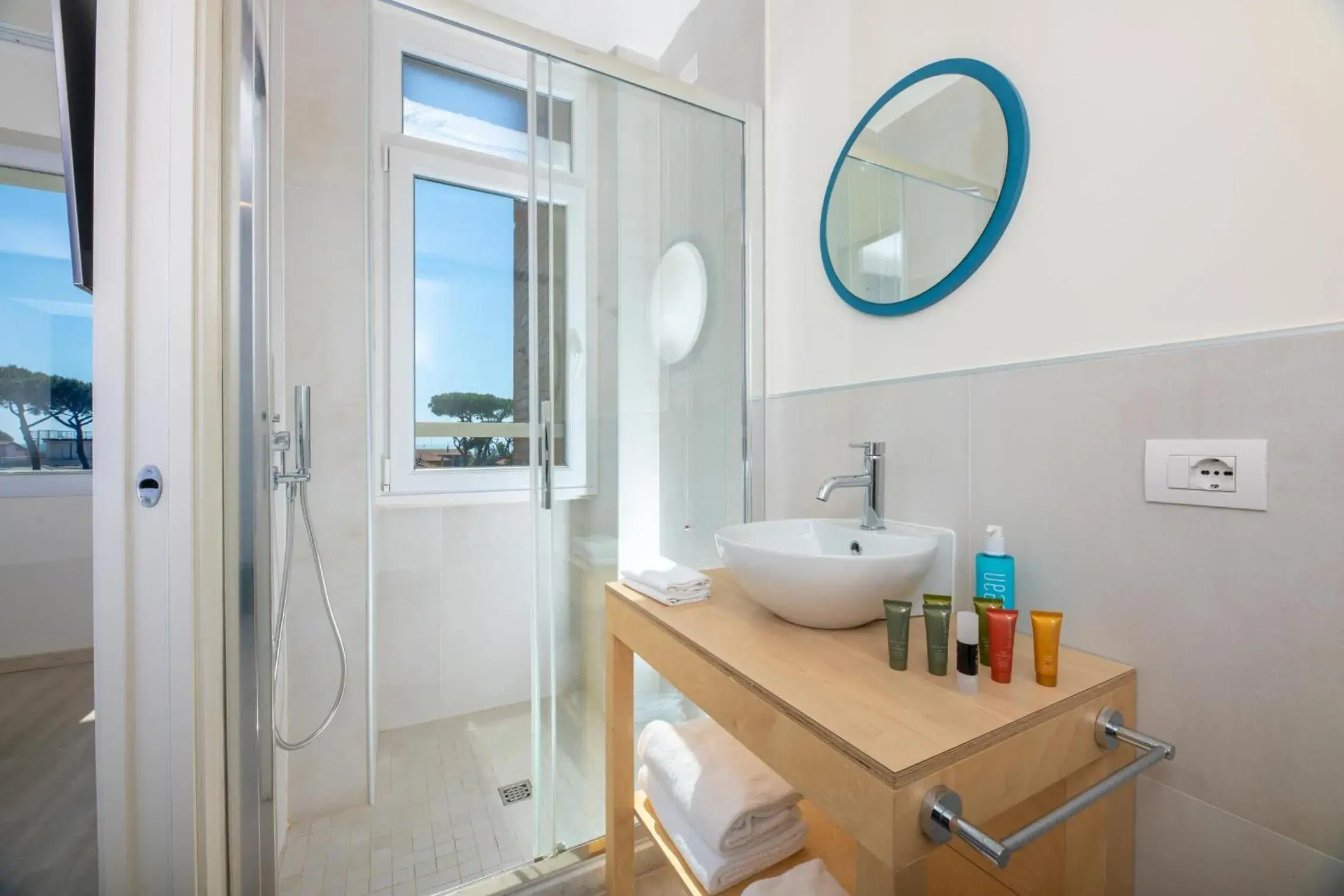 Standard Double Room with Balcony - single occupancy in L'Alba Hotel Standard Double Room with Balcony - single occupancy in L'Alba Hotel