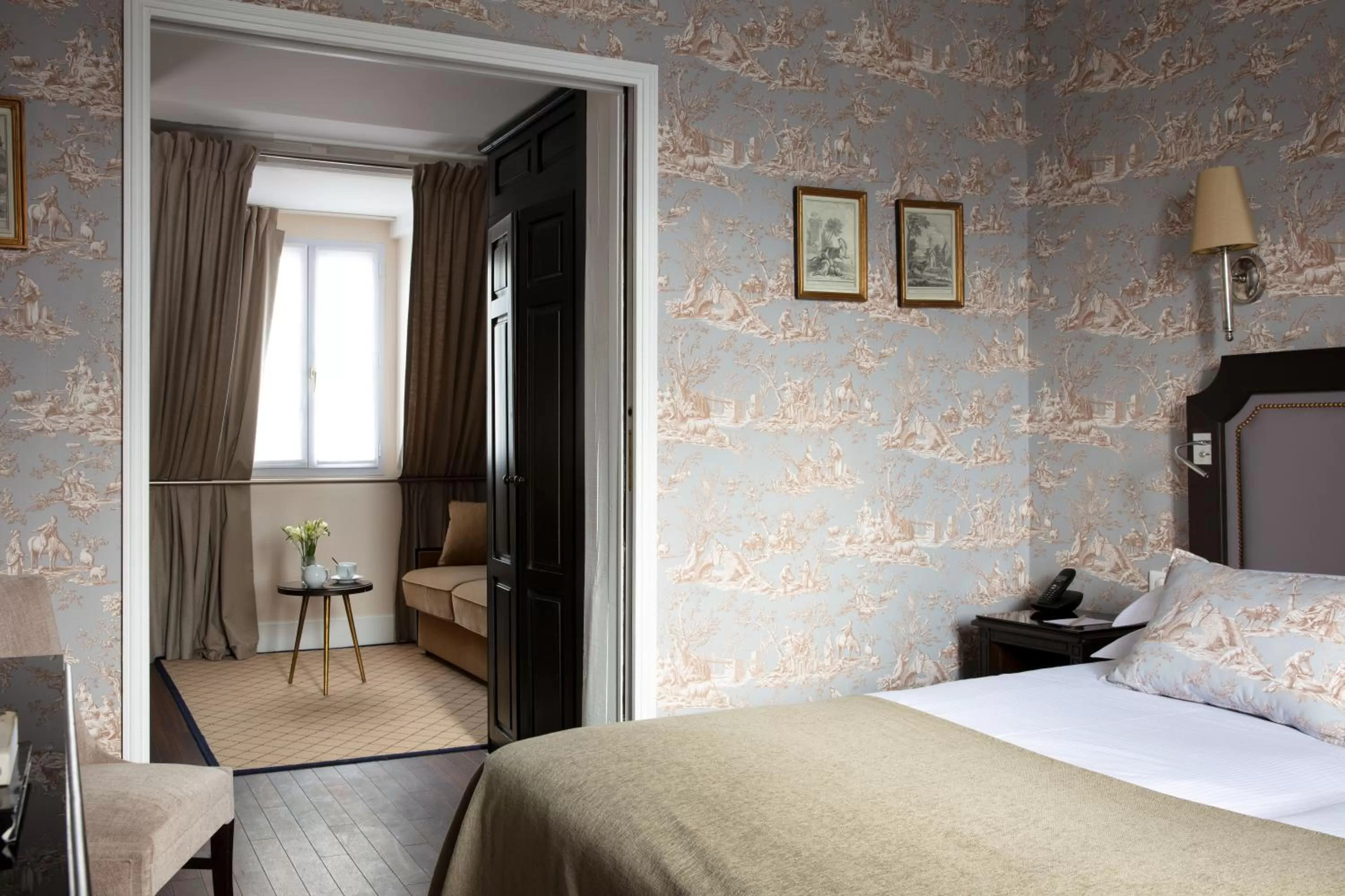 Photo of the whole room, Bed in Hôtel Serotel Lutèce