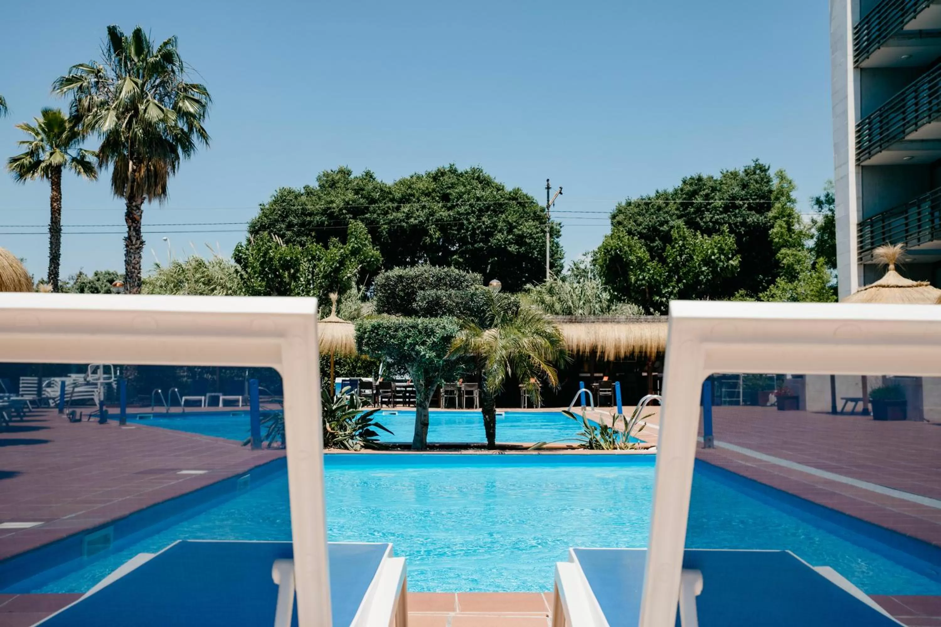 Swimming pool in Sol Port Cambrils Hotel