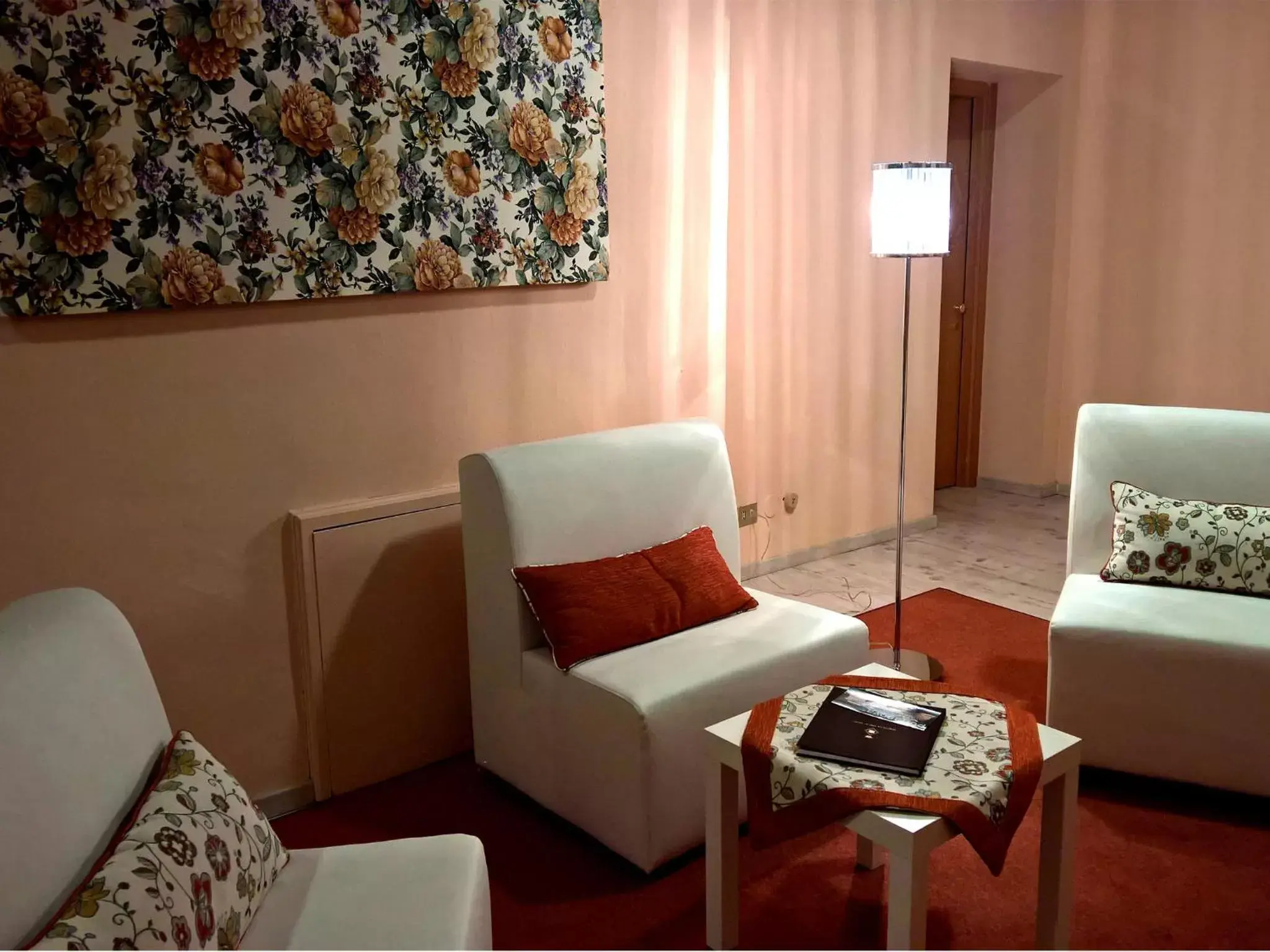 Area and facilities, Seating Area in Hotel Palazzo Renieri - 3stelle S