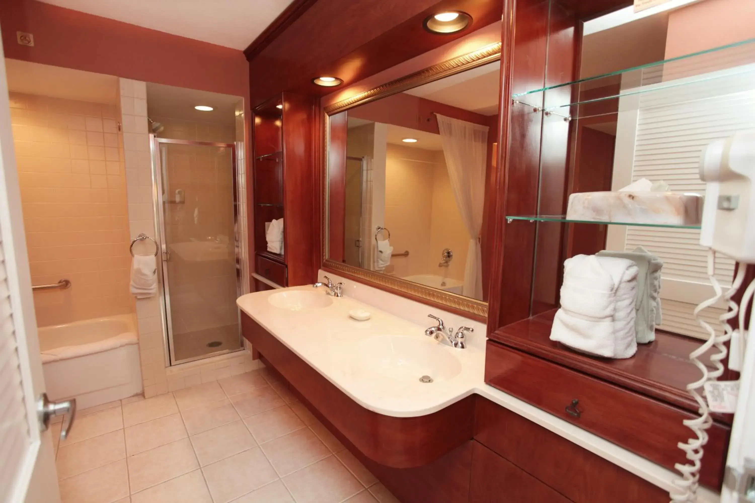 Bathroom in Palm Beach Shores Resort and Vacation Villas