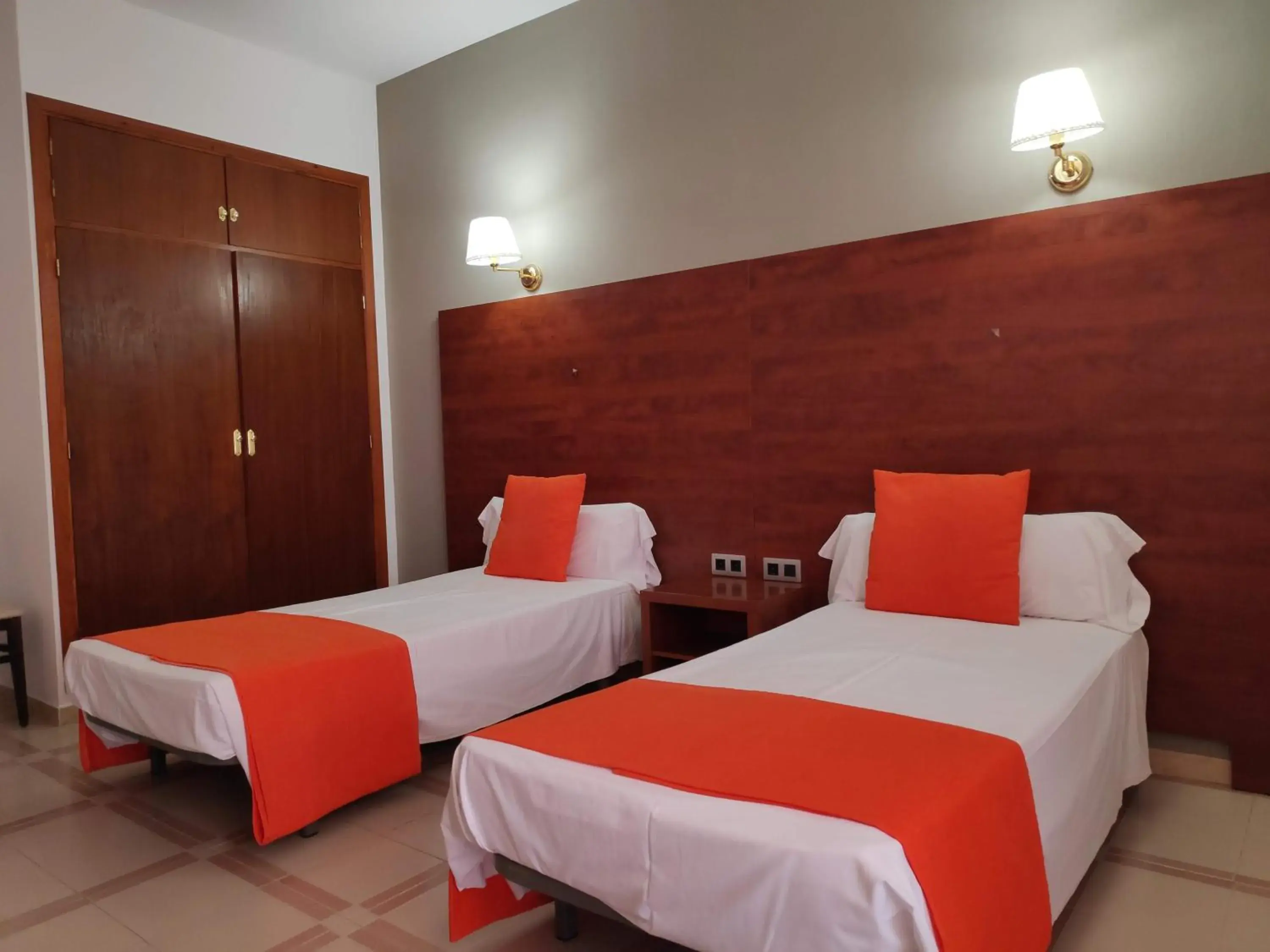 Photo of the whole room, Bed in Hotel Peru by Bossh Hotels