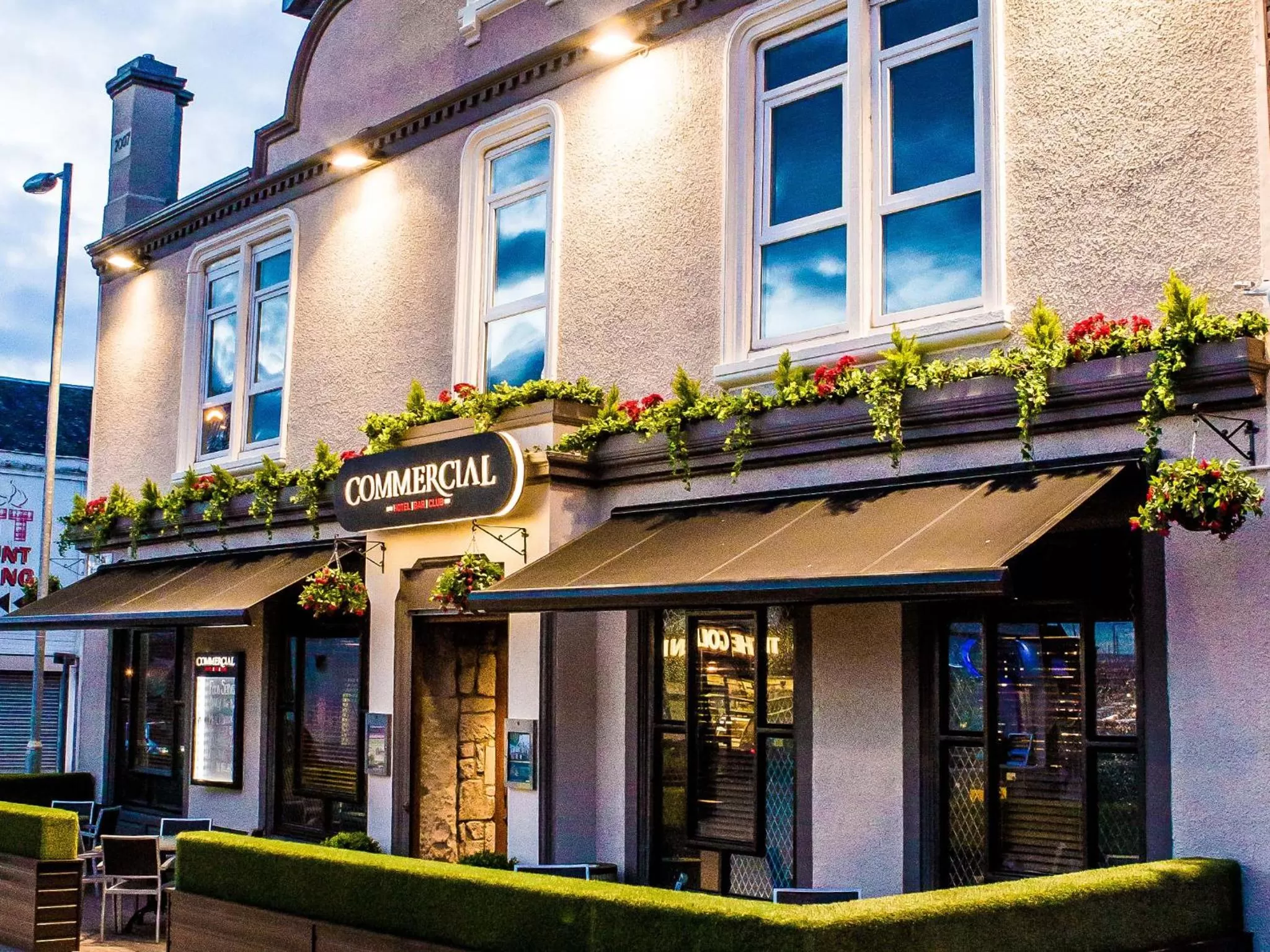 Facade/entrance in The Commercial Hotel