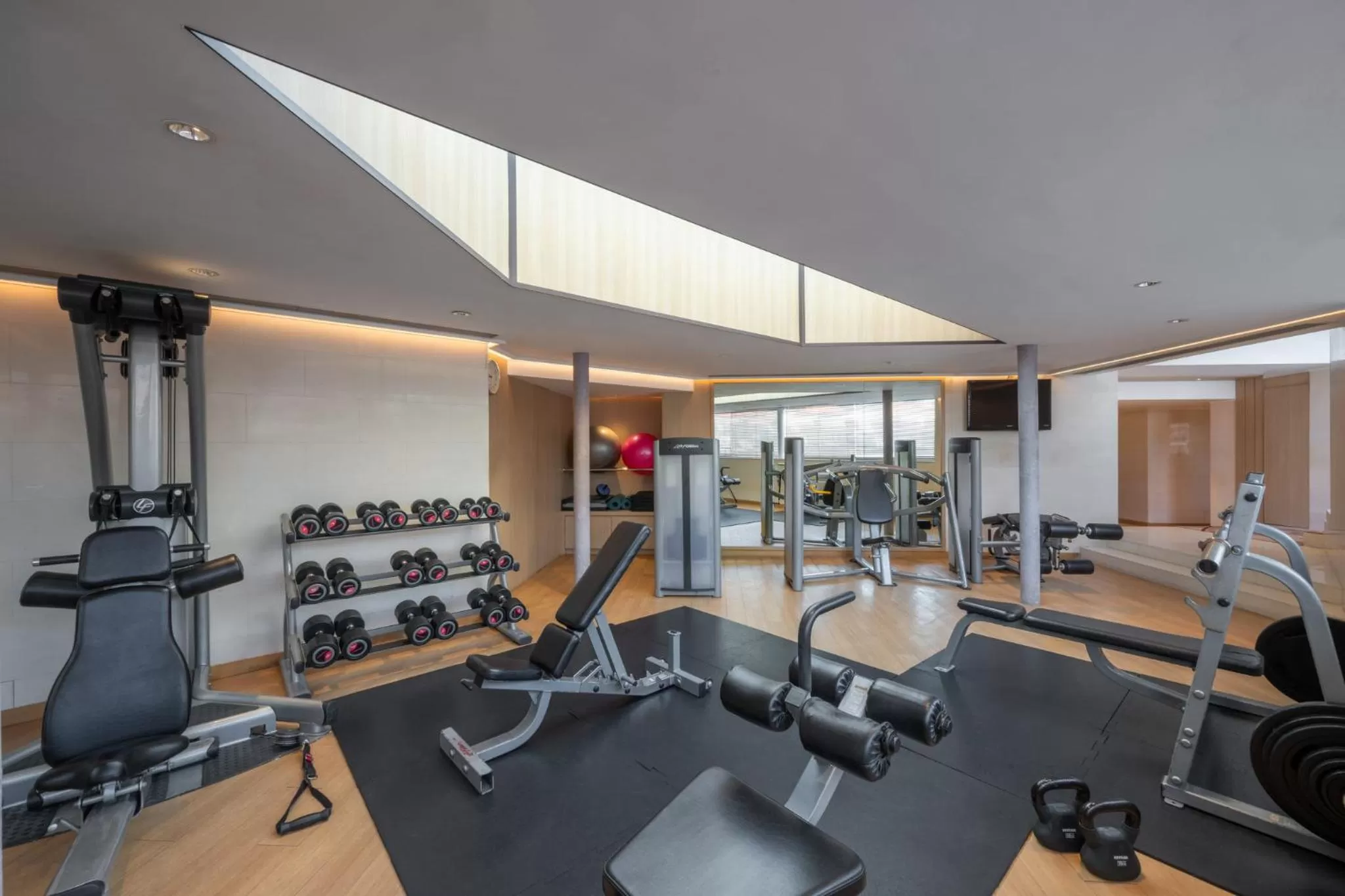 Fitness centre/facilities in InterContinental Grand Stanford Hong Kong by IHG