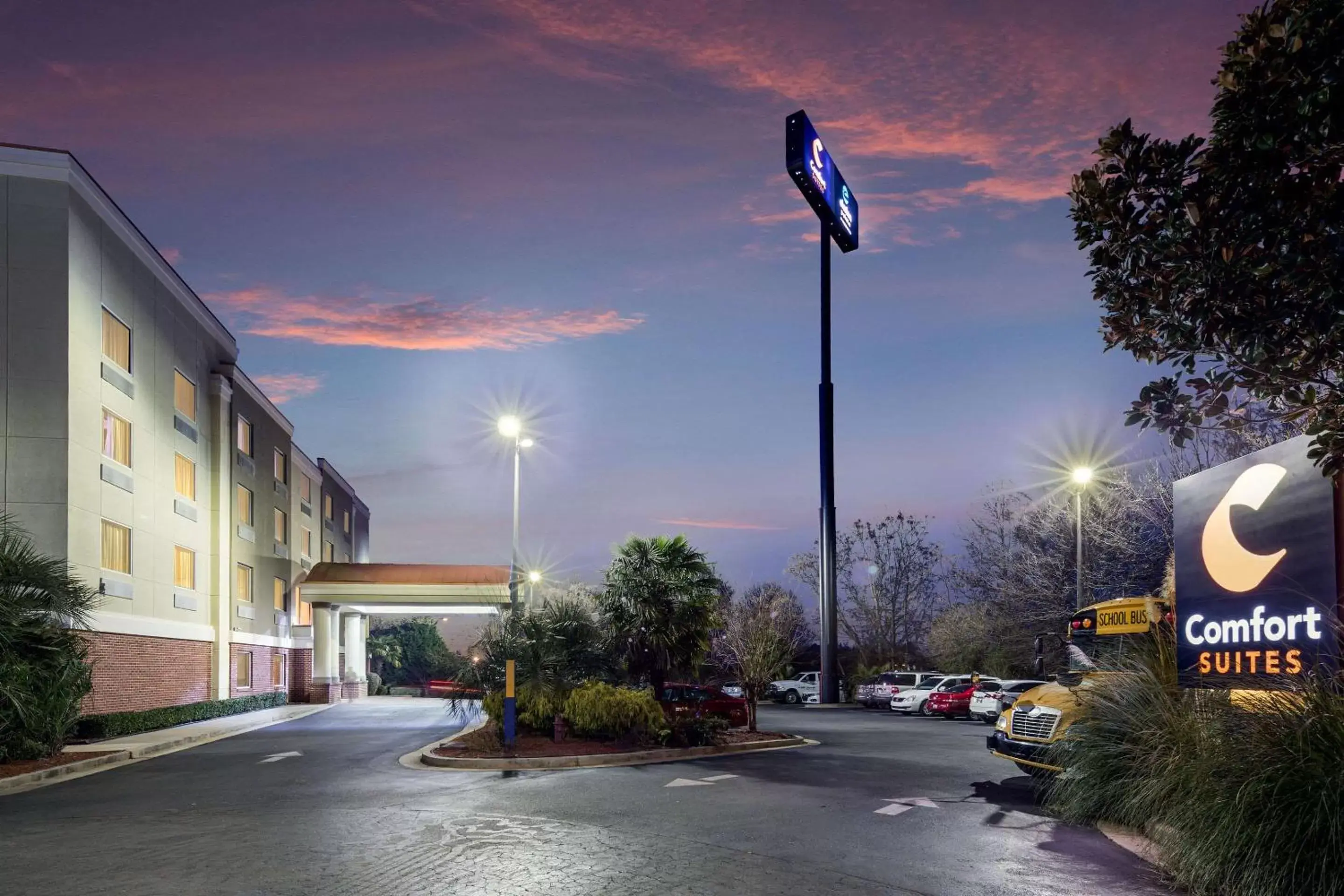 Property building in Comfort Suites Forsyth near I-75