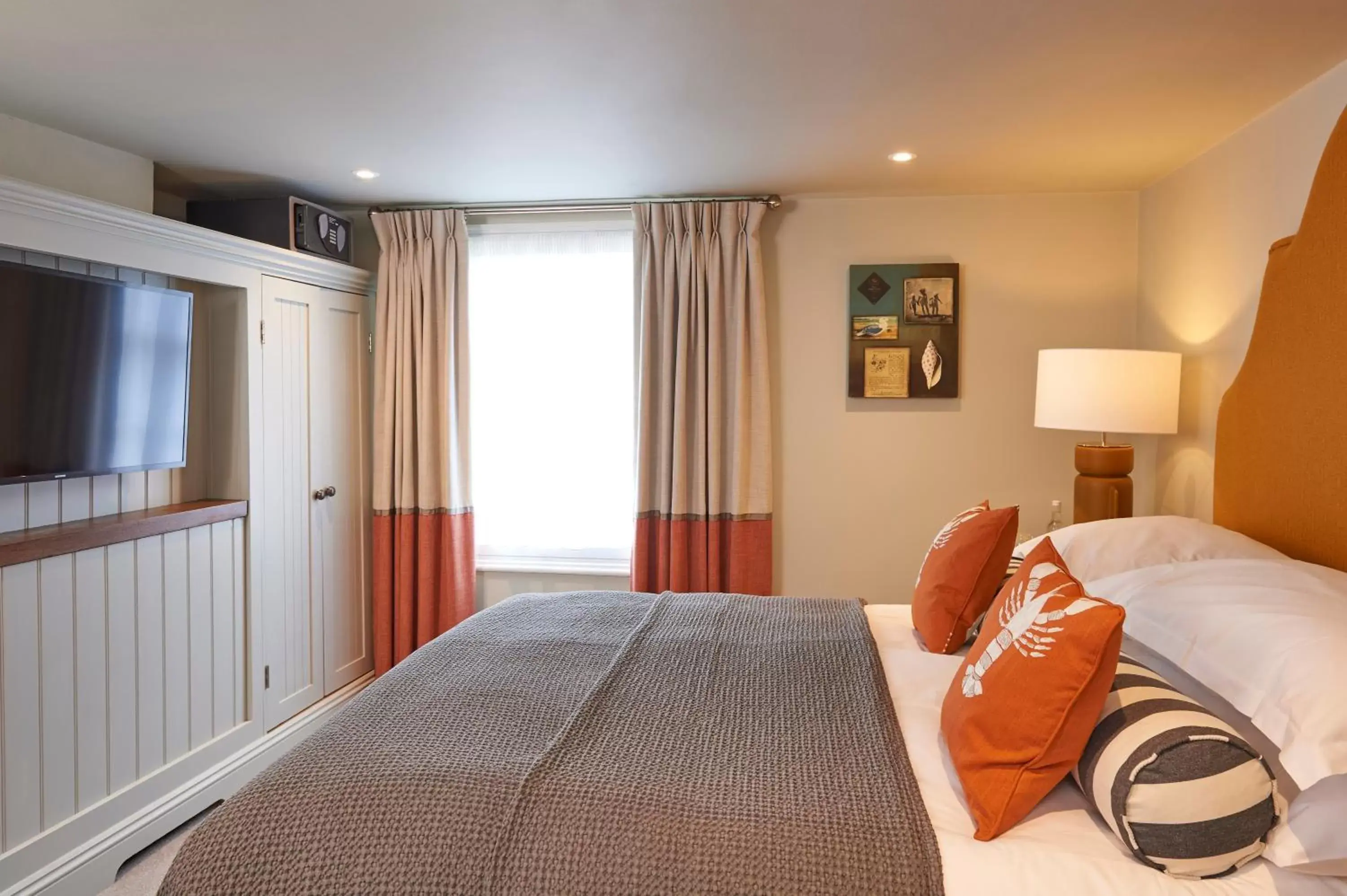 Bedroom, Bed in Hotel Du Vin Poole