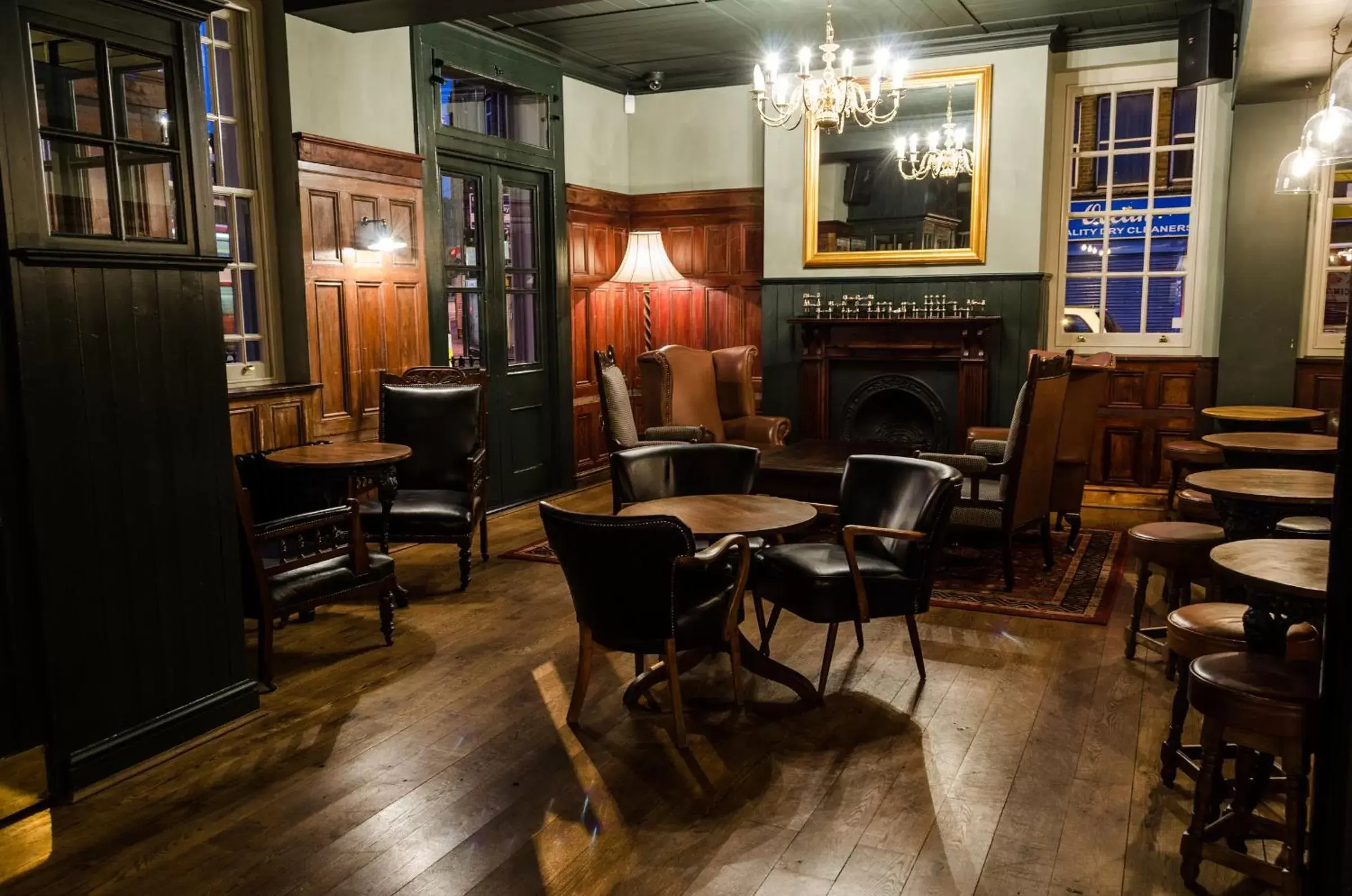 Lounge or bar, Restaurant/Places to Eat in Tulse Hill Hotel