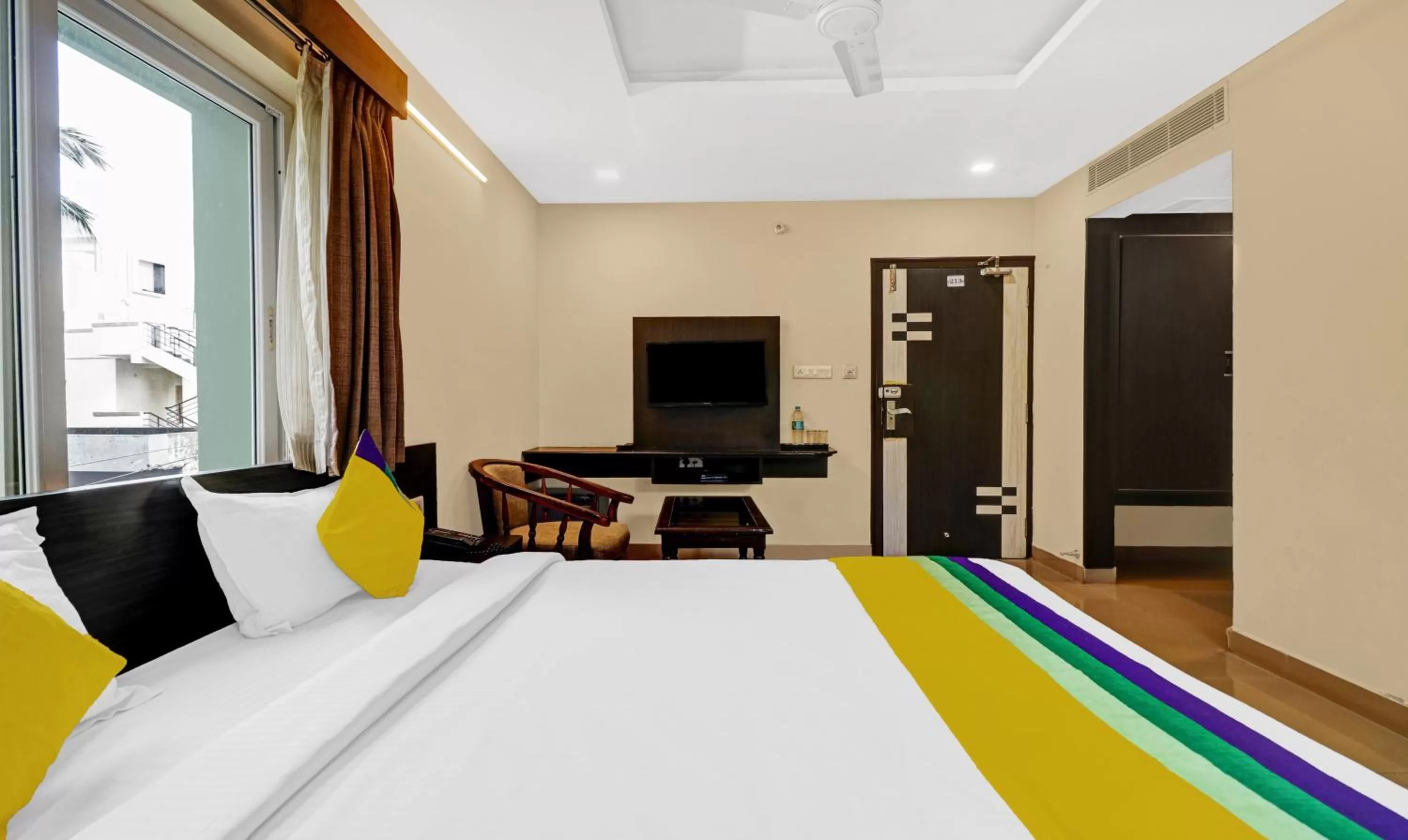 Bedroom, Bed in Hotel MVP Check Inn