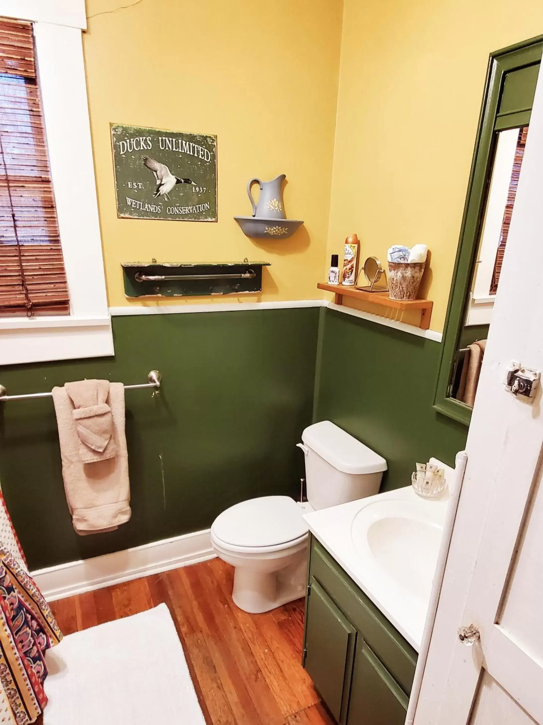 Bathroom in Barons CreekSide Resort