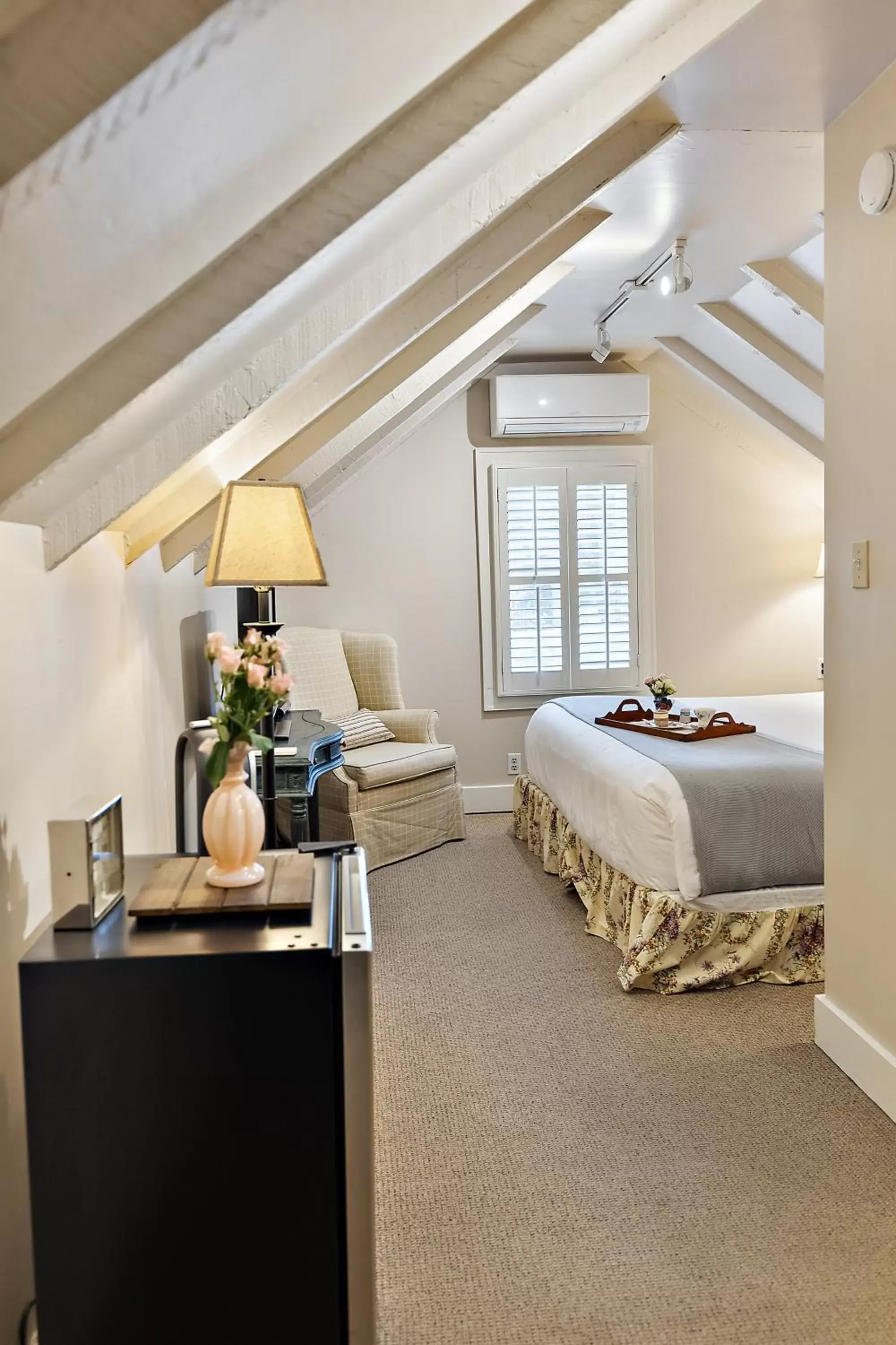 Bedroom in McCully House Inn