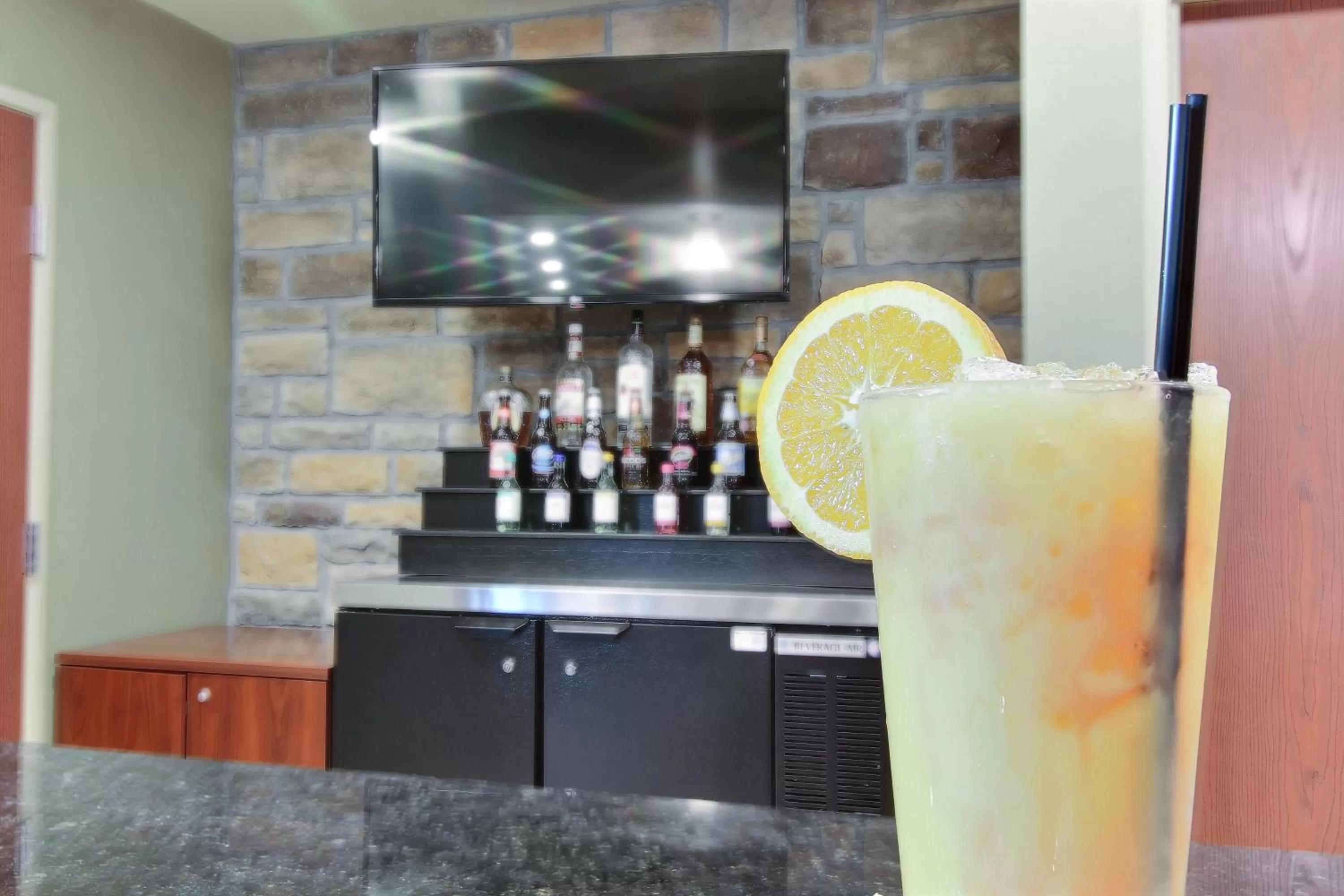Alcoholic drinks in Cobblestone Hotel & Suites - McCook