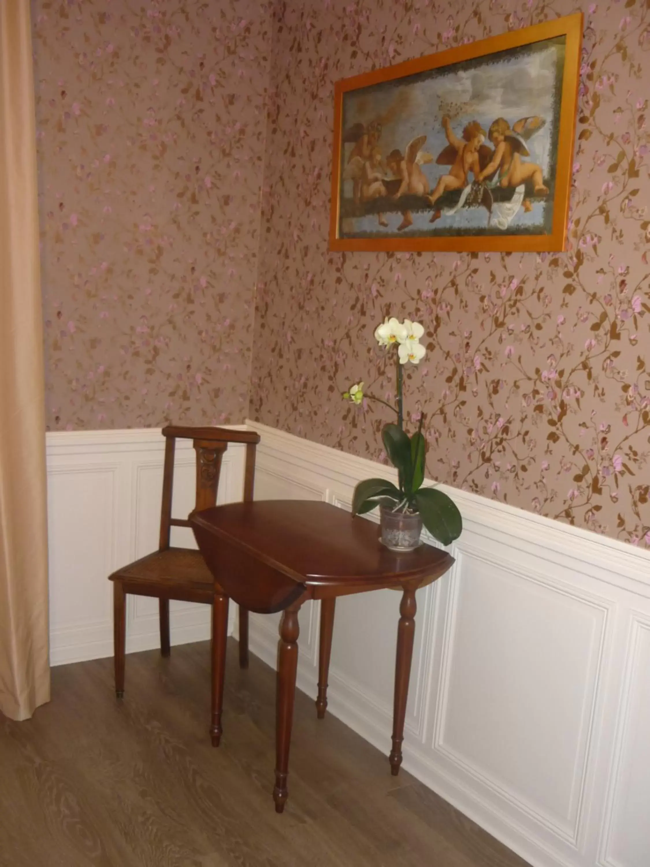 Decorative detail, Dining Area in Stretcha