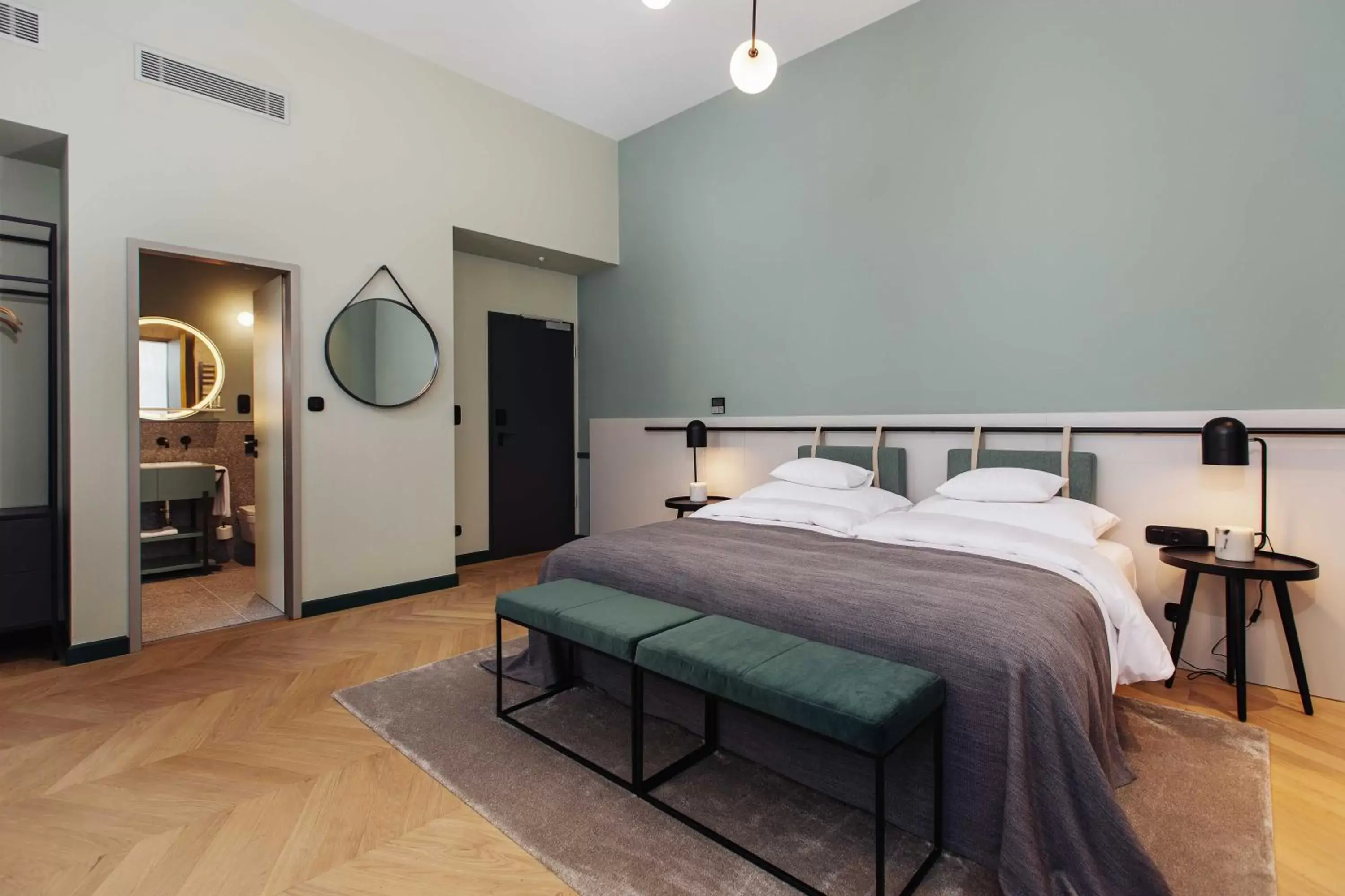 Bedroom, Bed in Alice Hotel Bedroom, Bed in Alice Hotel