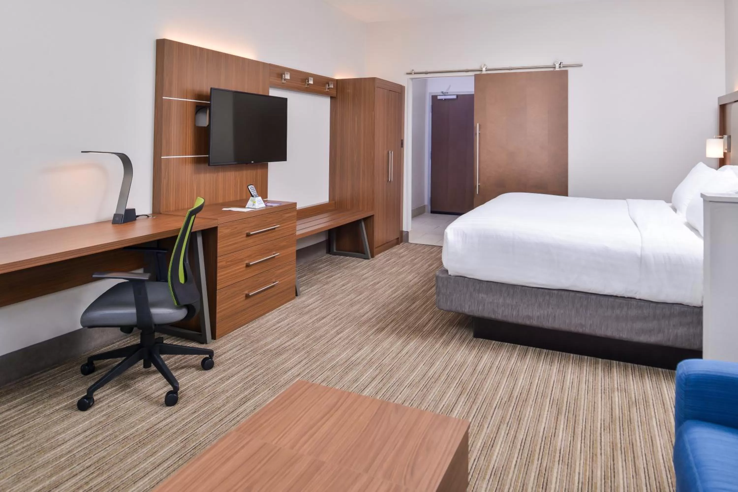 Photo of the whole room, Bed in Holiday Inn Express & Suites - Van Horn by IHG