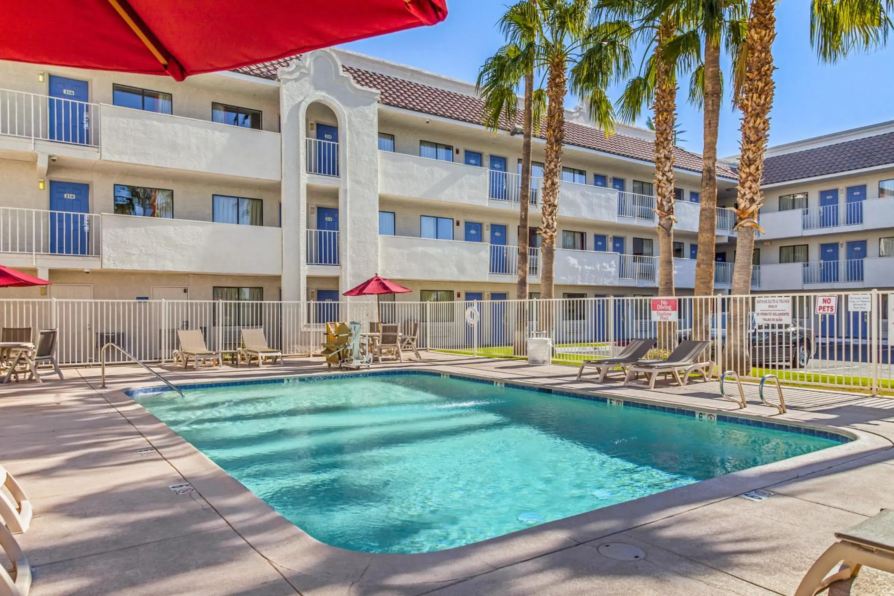 Other, Swimming Pool in Motel 6-Phoenix, AZ - West