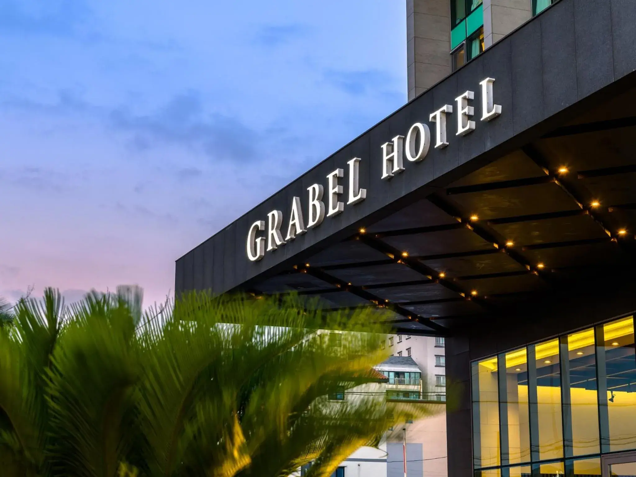 Facade/entrance in Grabel Hotel