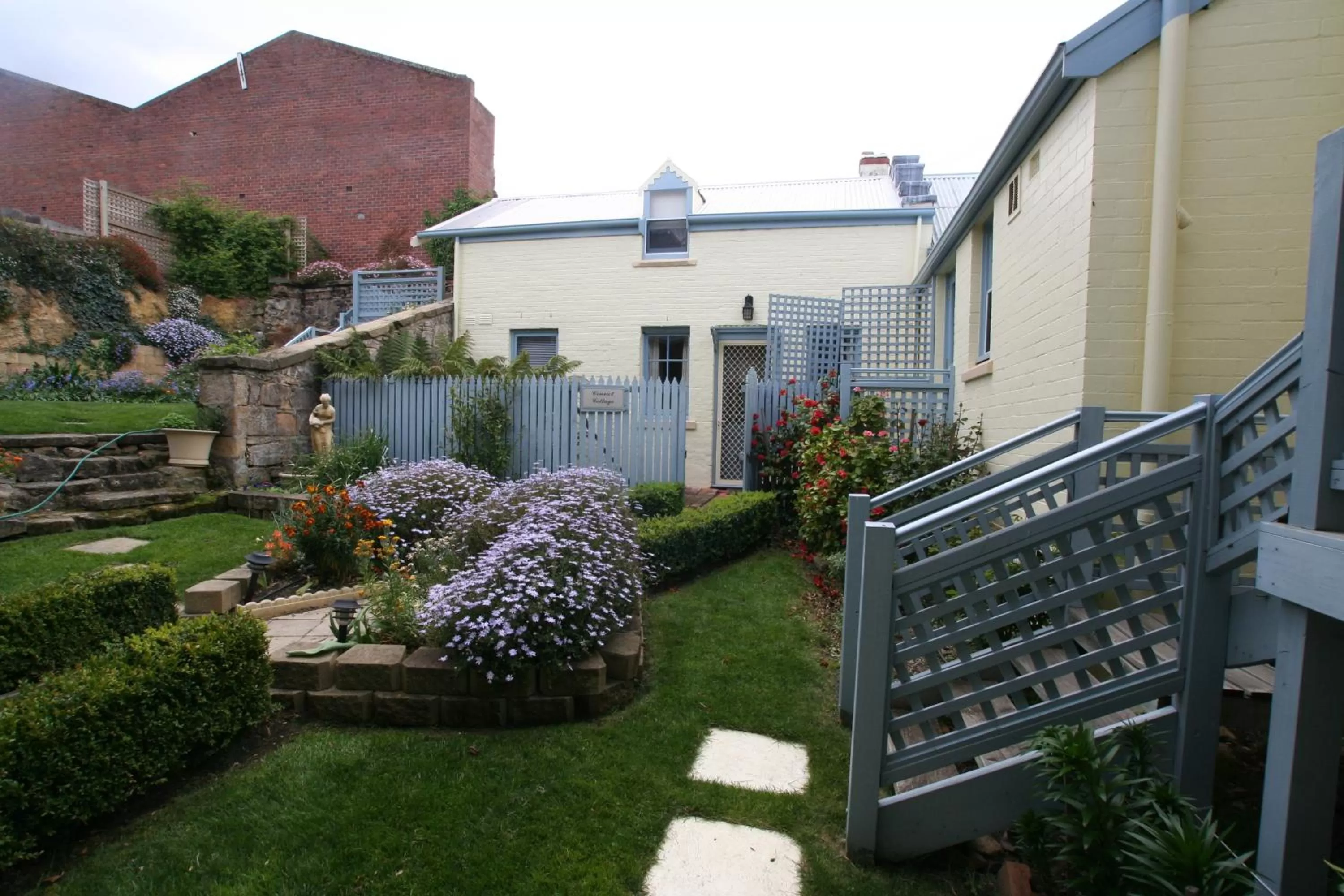 Garden in The Lodge on Elizabeth