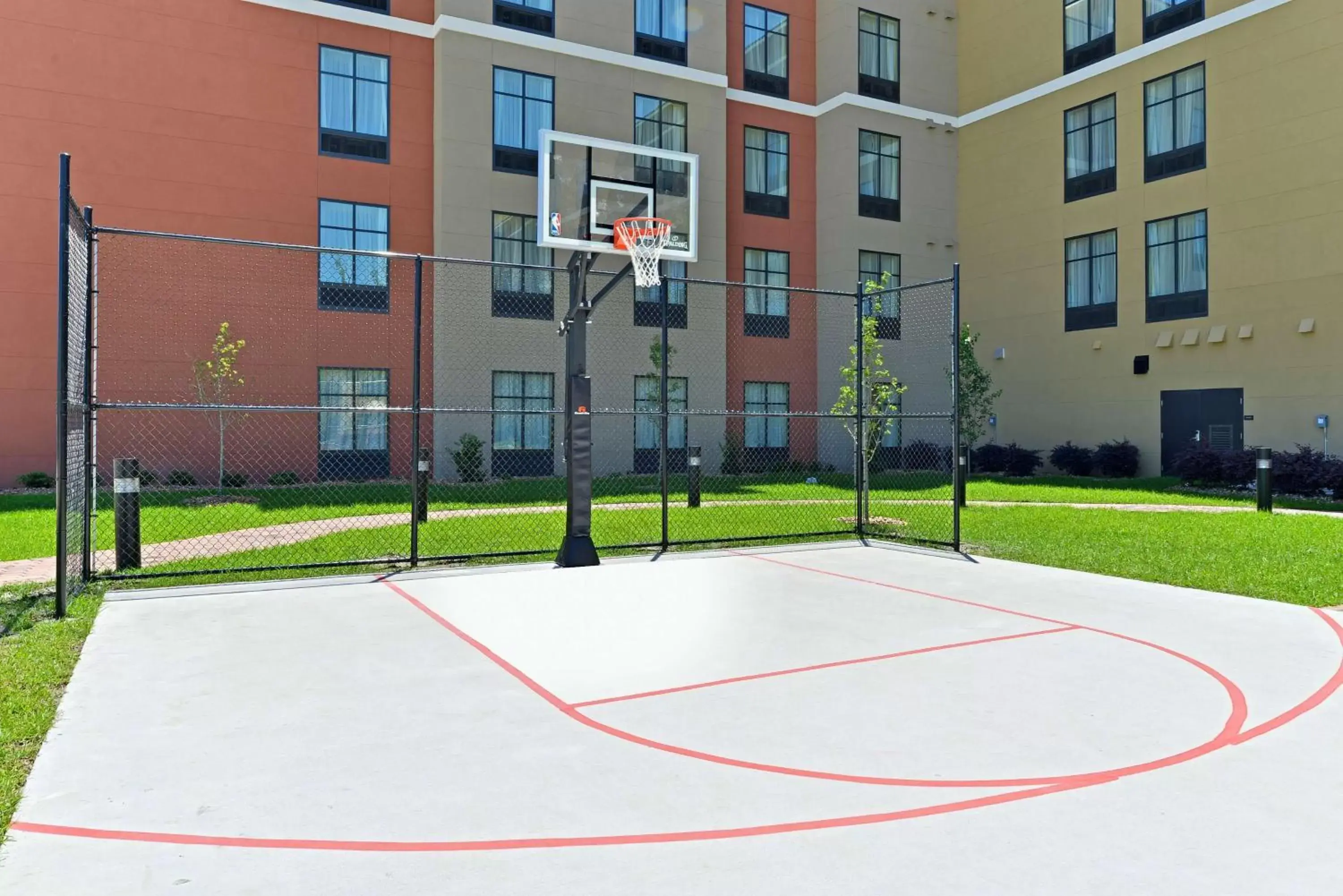 Property building, Tennis/Squash in Homewood Suites by Hilton Houma