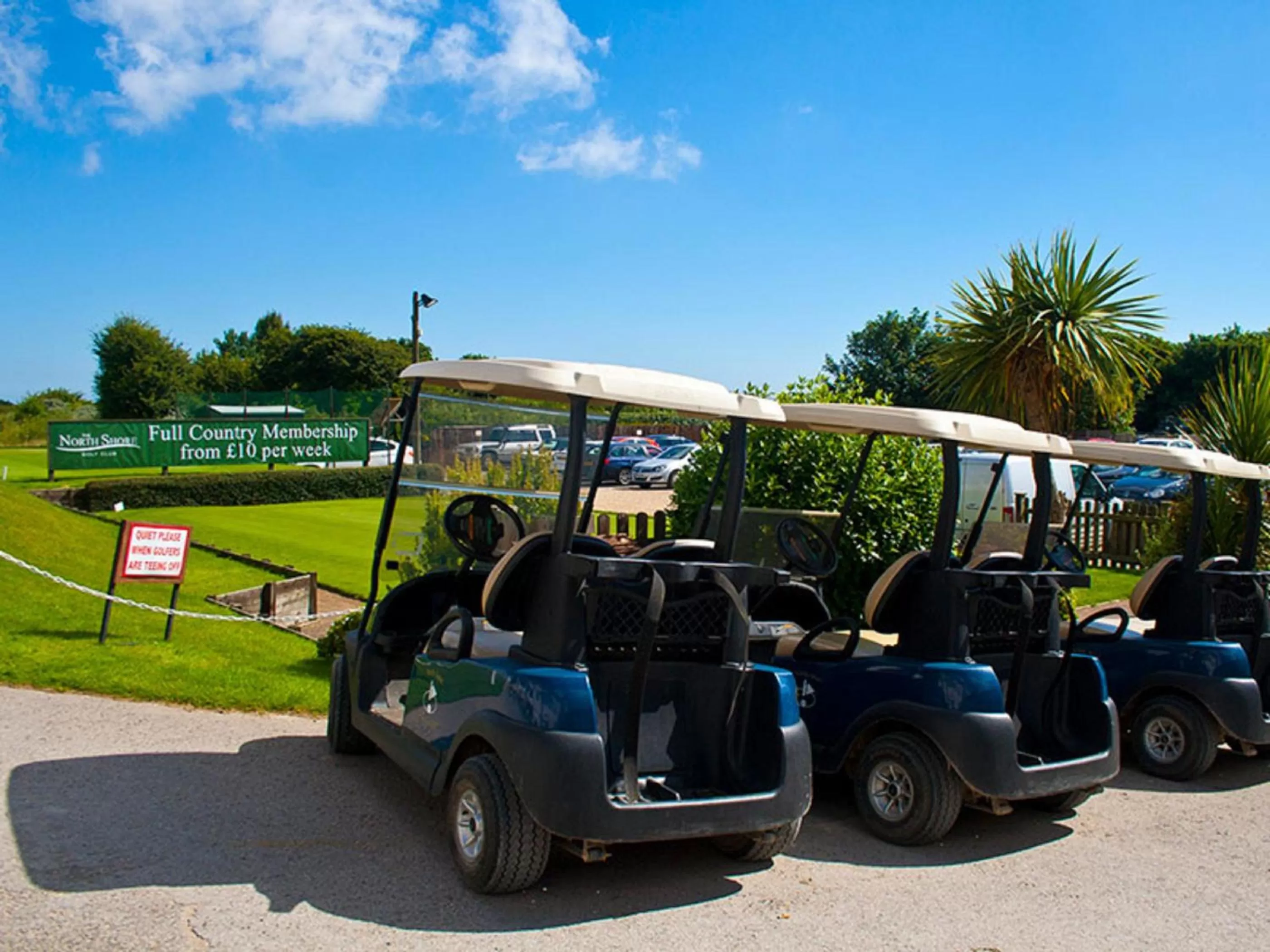 Golfcourse in North Shore Hotel