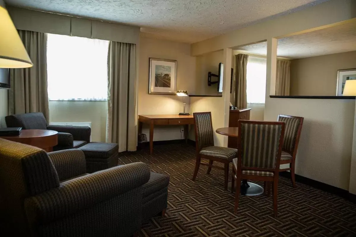 Seating Area in Wyndham Garden Medicine Hat Conference Center