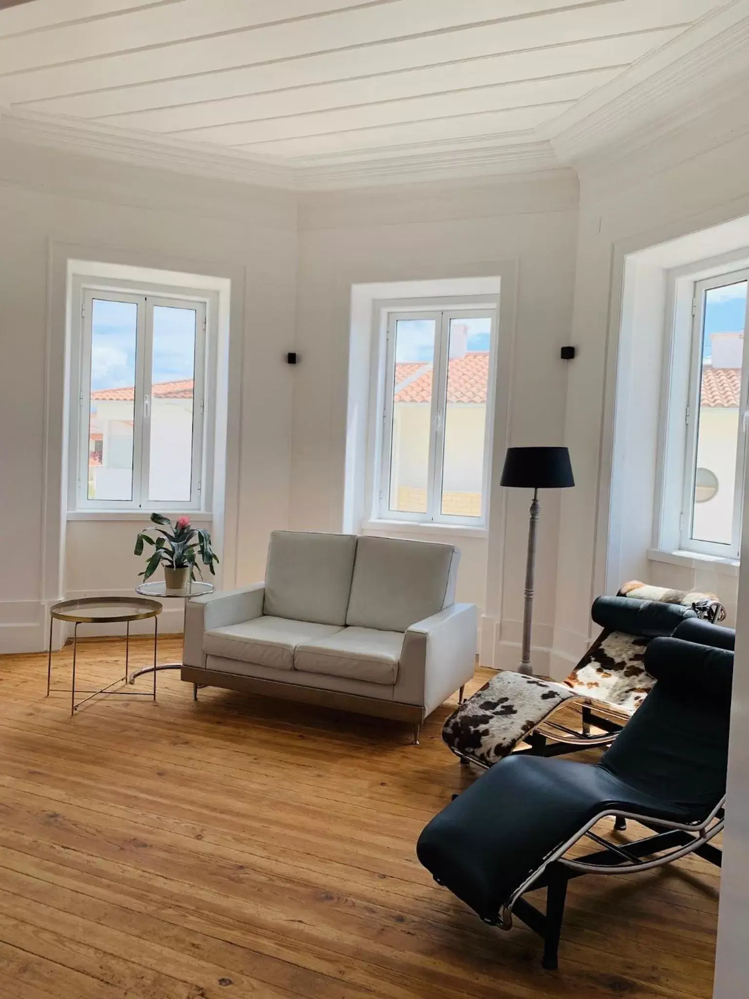 Living room, Seating Area in REFÚGIO DOURADO