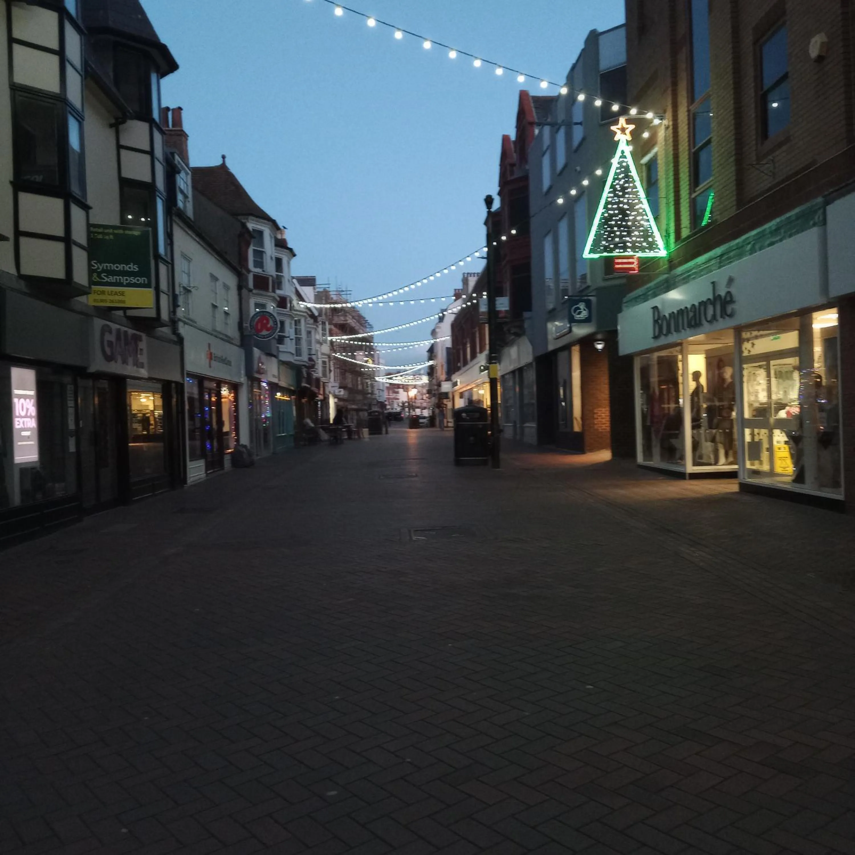 Night in The Wilton Weymouth