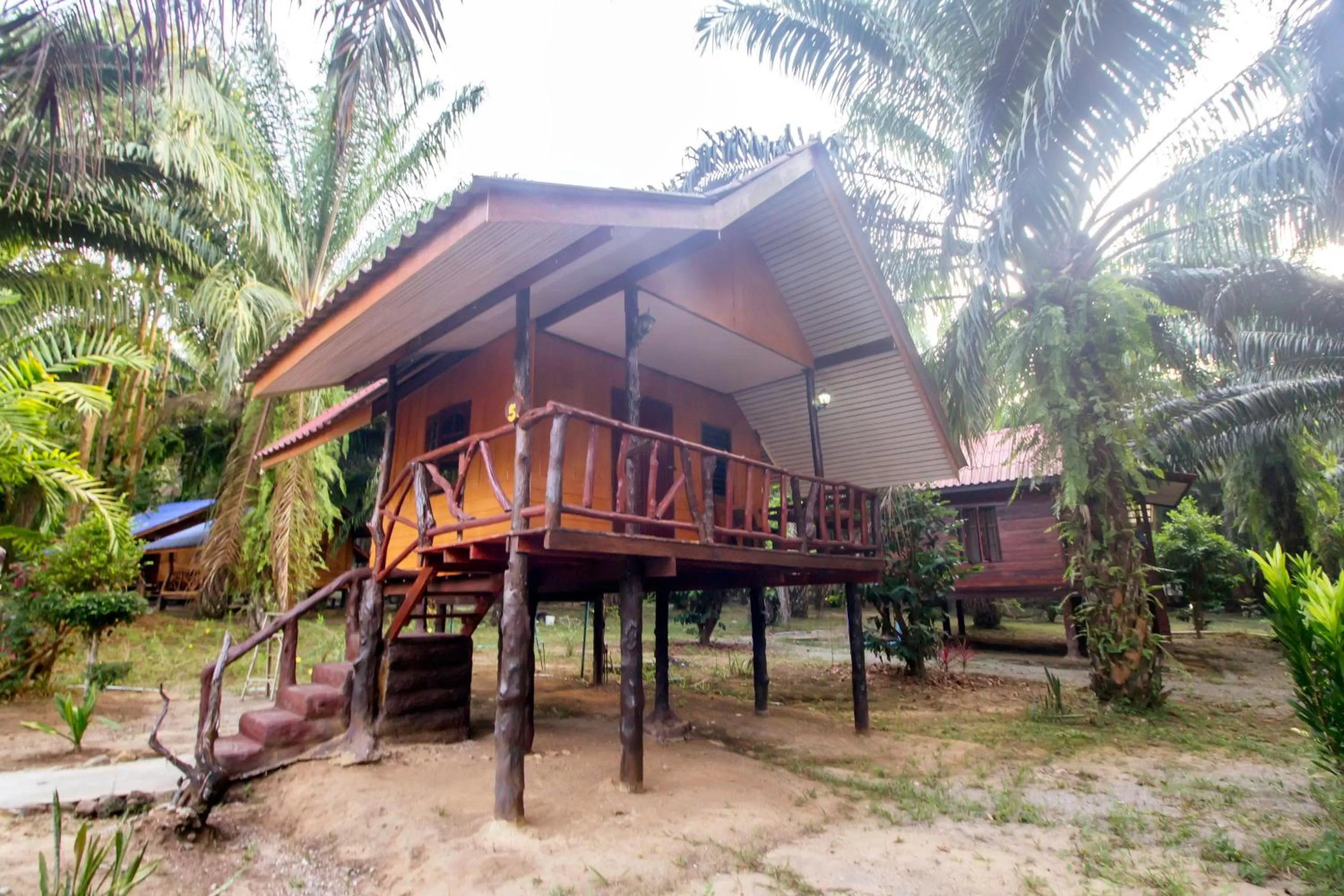Property building in Khao Sok Palmview Resort