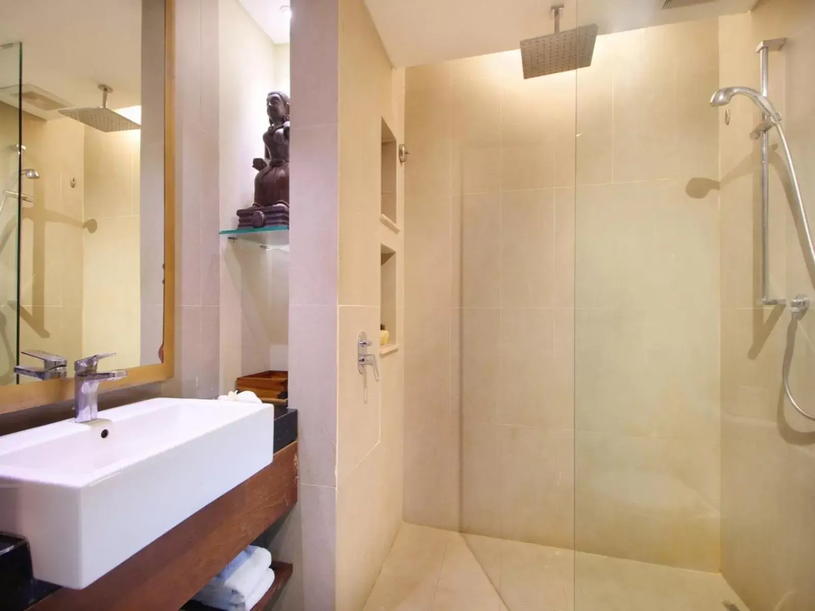 Bathroom in AlamKulkul Boutique Resort