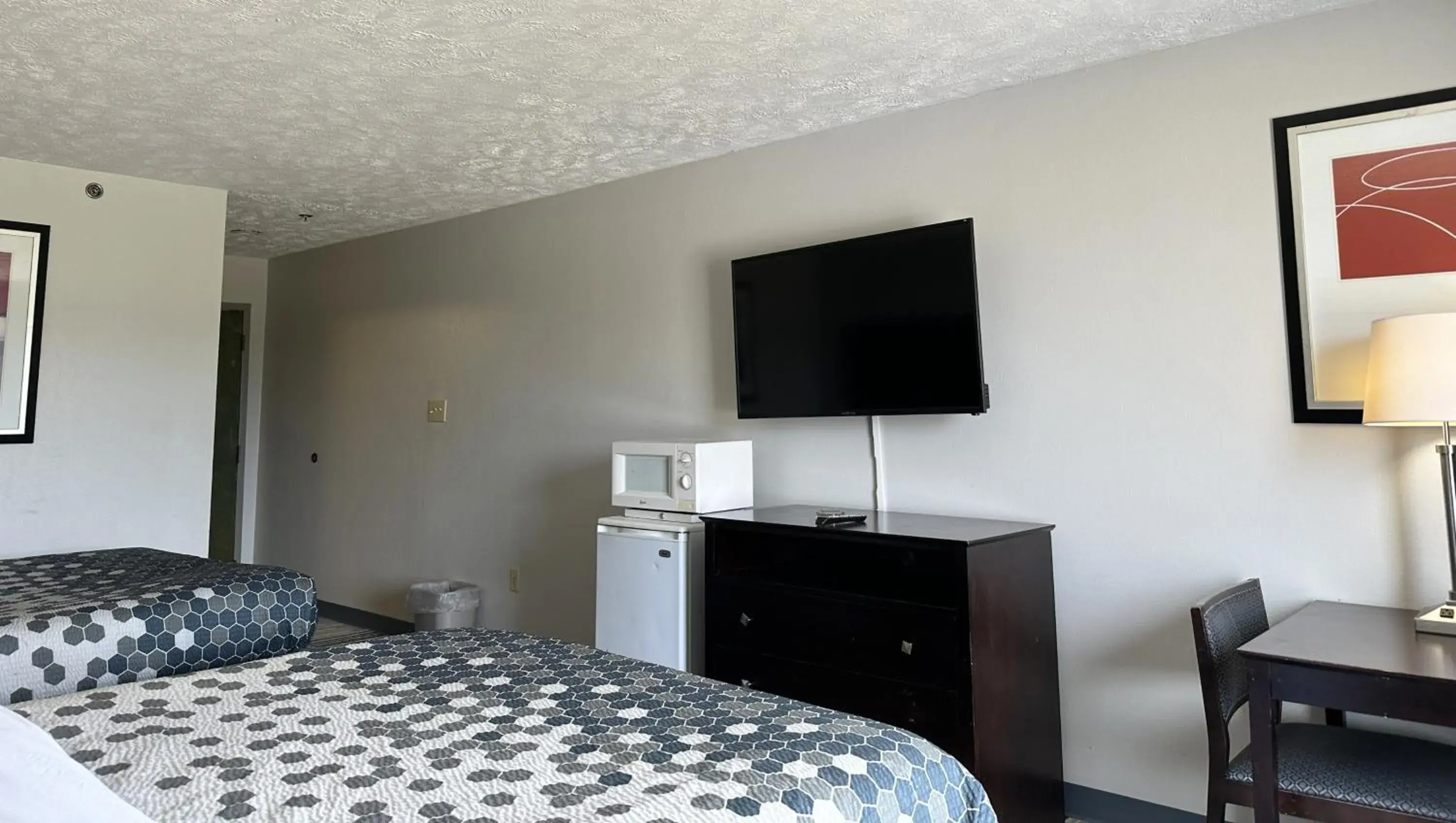 Bedroom, Bed in Super Inn and Suites Philadelphia