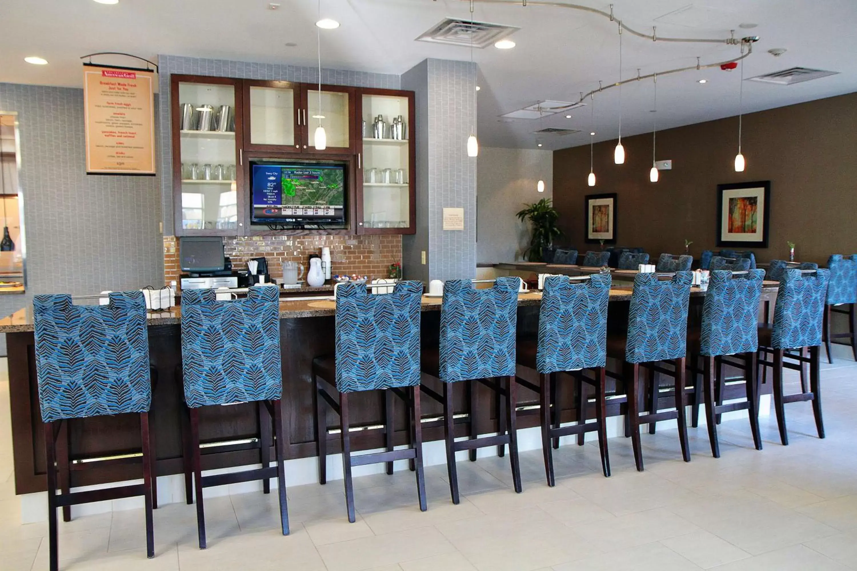 Lounge or bar, Restaurant/Places to Eat in Hilton Garden Inn Midtown Tulsa