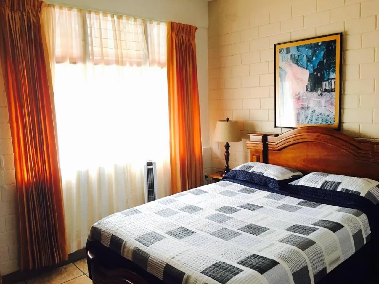 Property building, Bed in Casa Hotel Sura