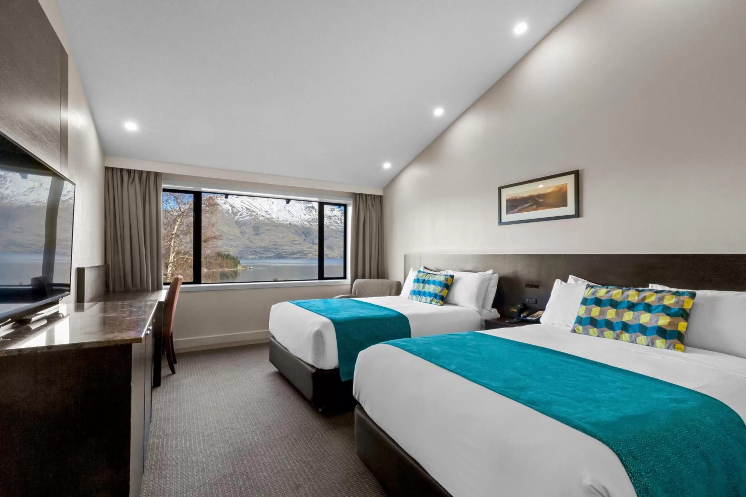 Bed in Copthorne Hotel & Resort Lakefront Queenstown