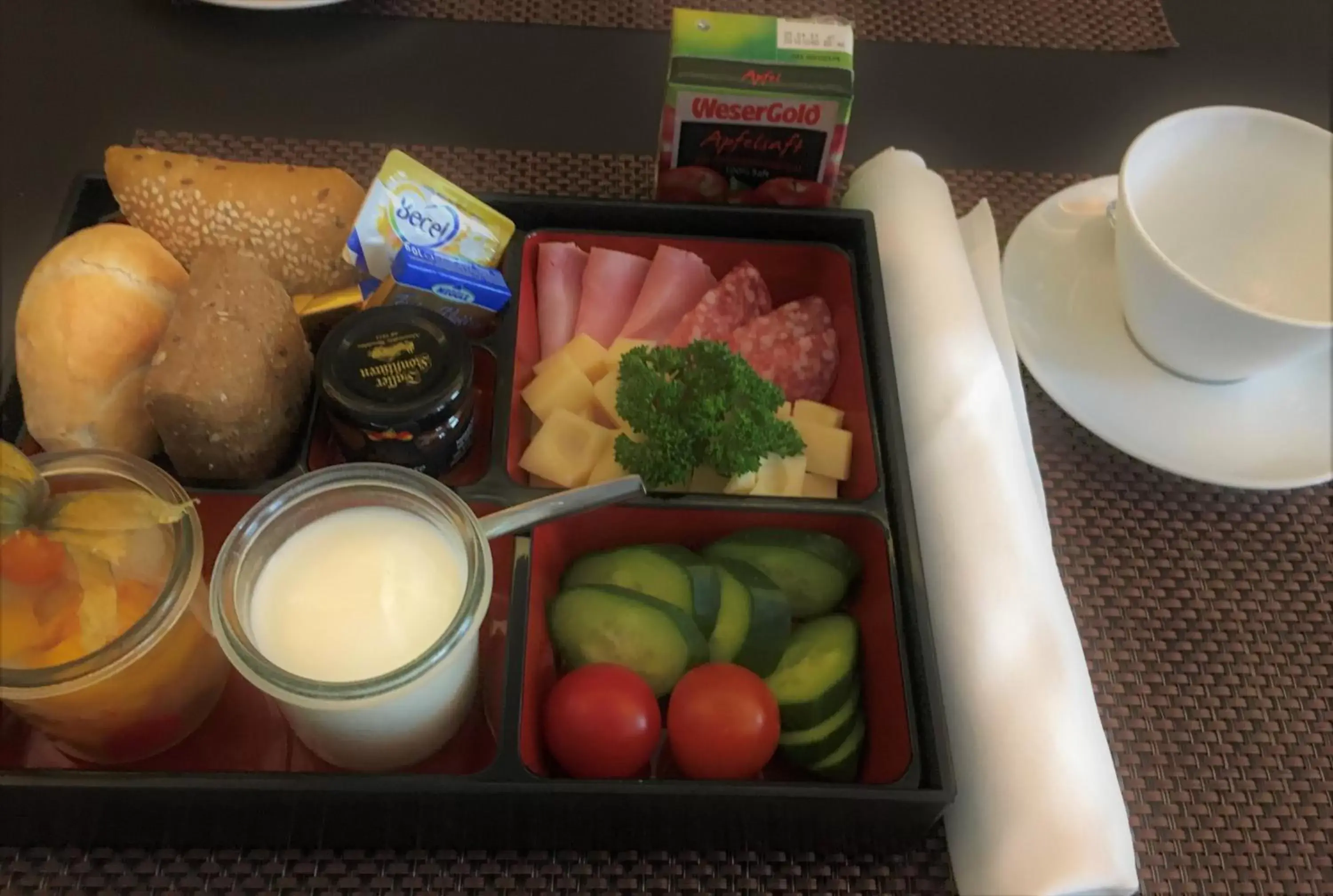 Continental breakfast, Food in relexa hotel München
