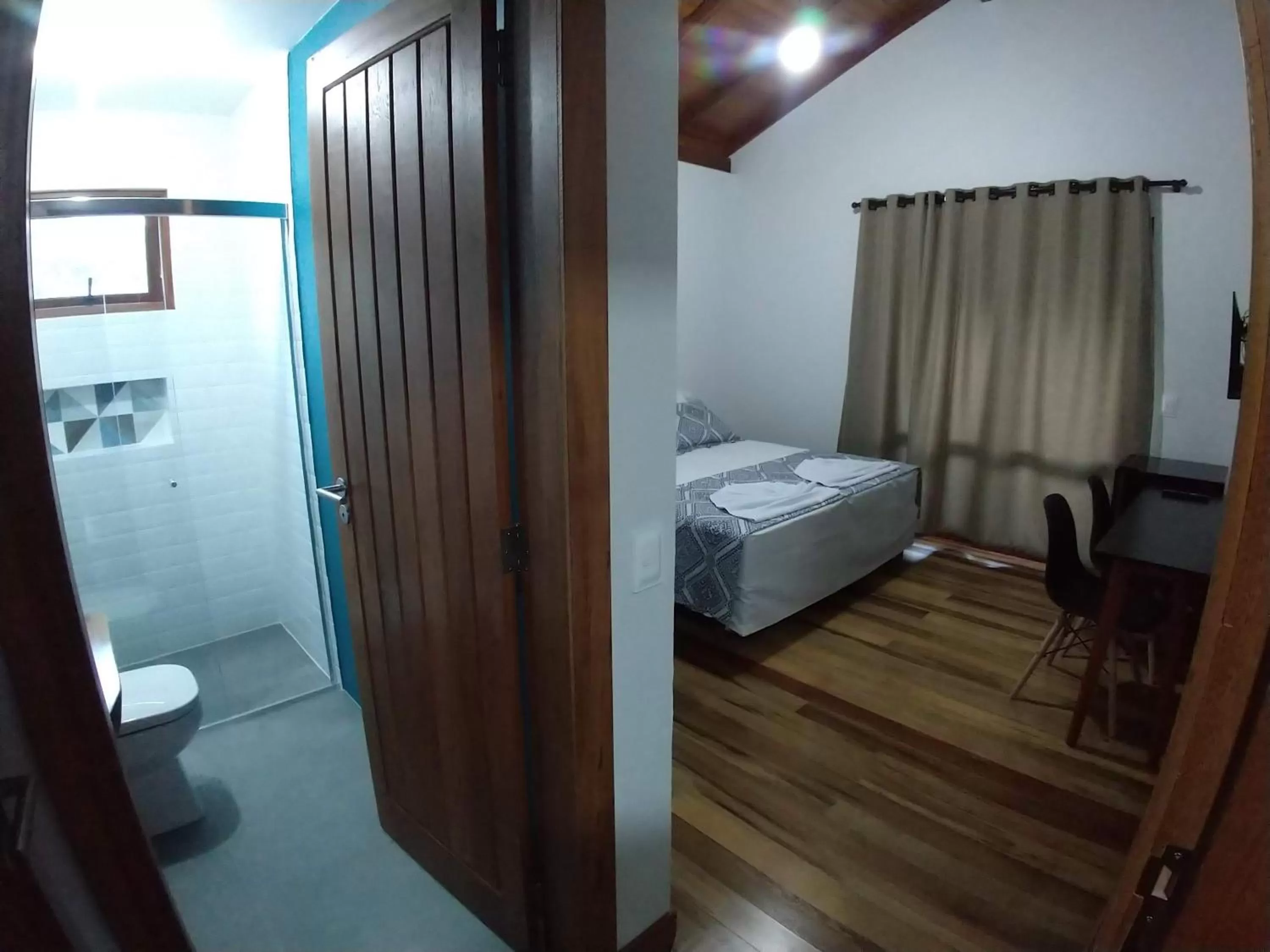 Photo of the whole room, Bed in Refúgio 755