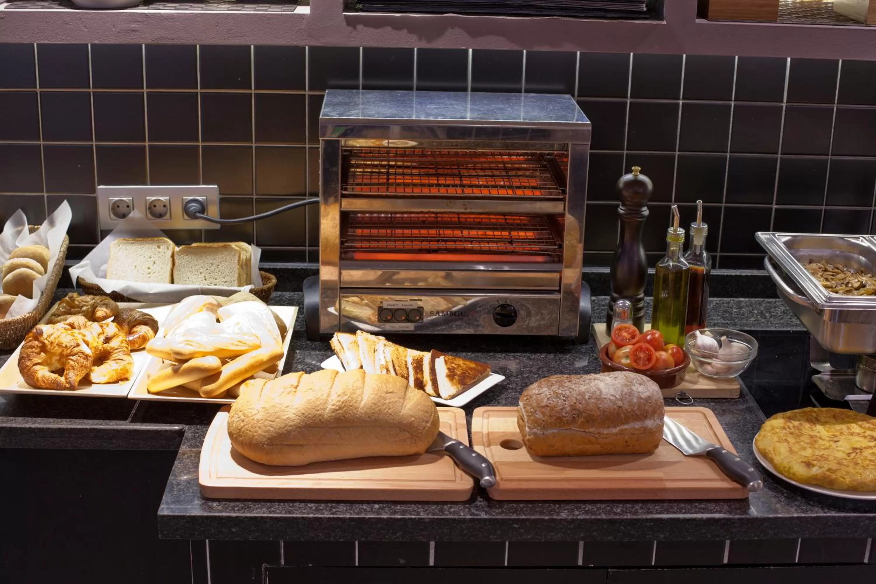 Food and drinks in Hotel Concordia Barcelona