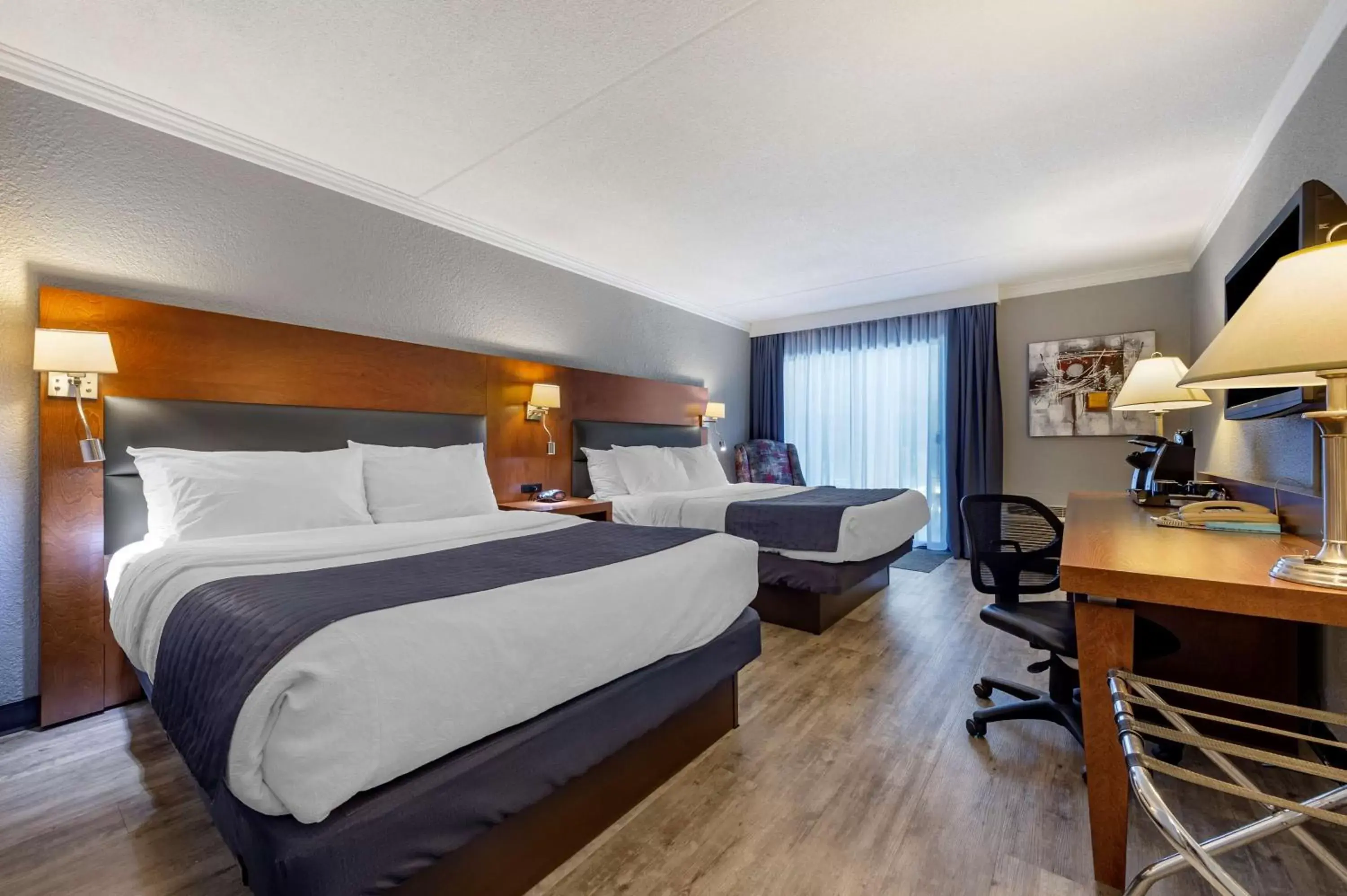 Queen Room with Two Queen Beds - Non-Smoking in Best Western Hotel Universel Drummondville