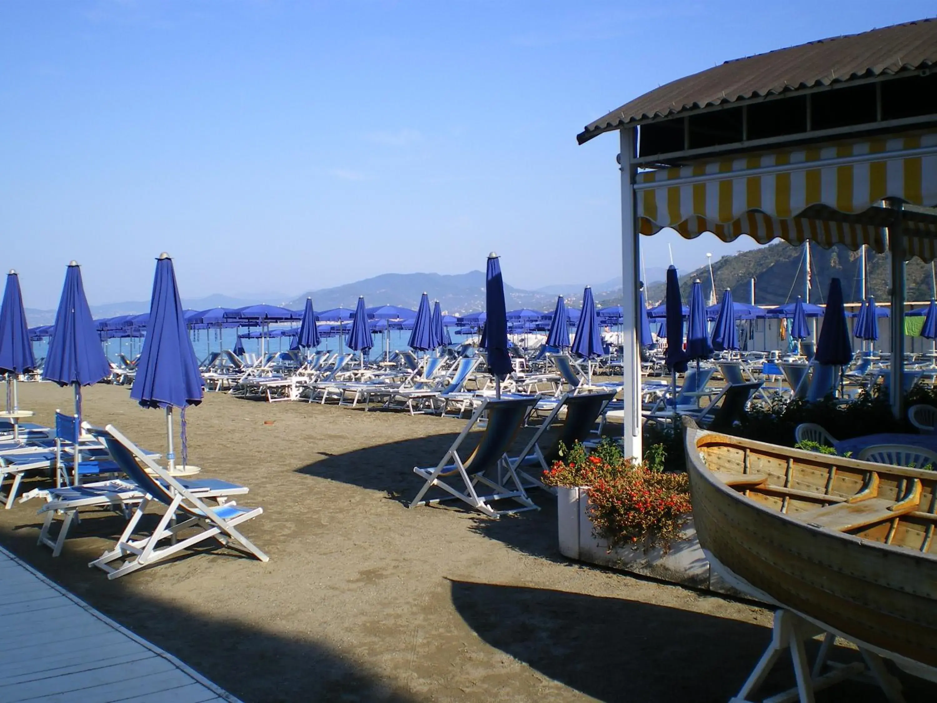 Spring, Beach in Grande Albergo