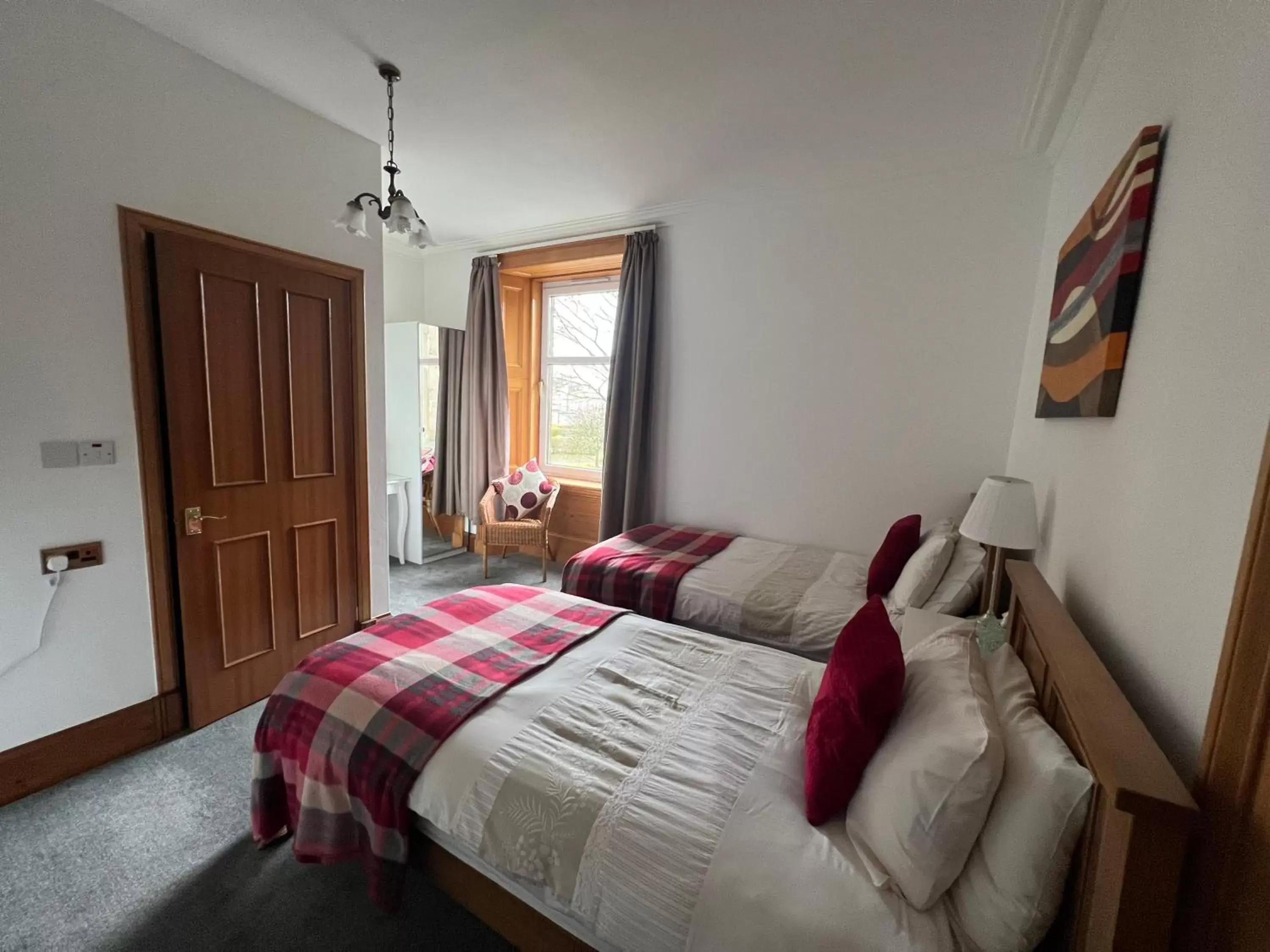 Photo of the whole room, Bed in Morven Guest House Carnoustie