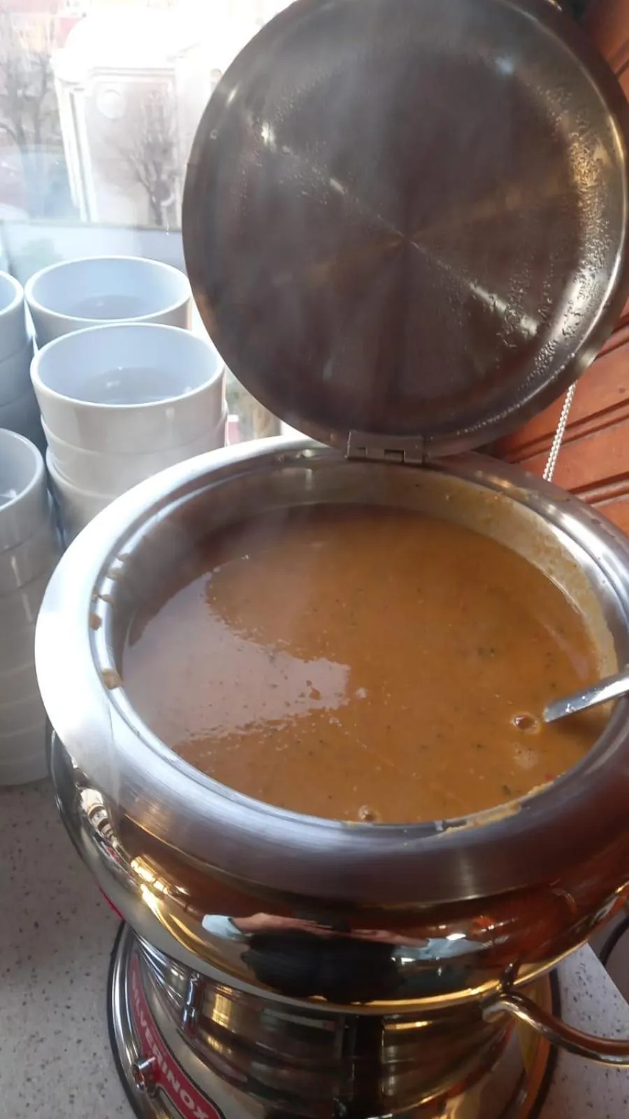 Restaurant/places to eat in Grand Liza Hotel