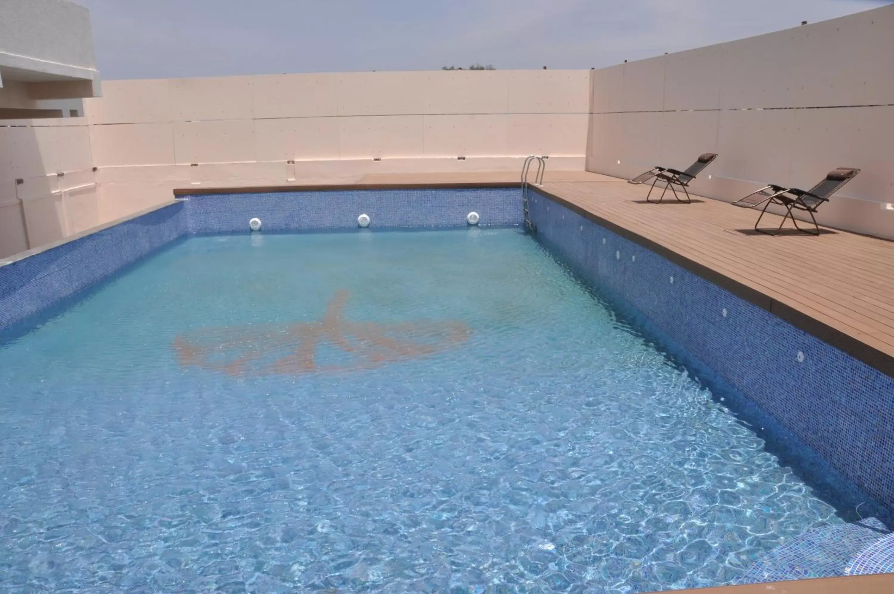 Swimming Pool in Poppys Hotel Madurai