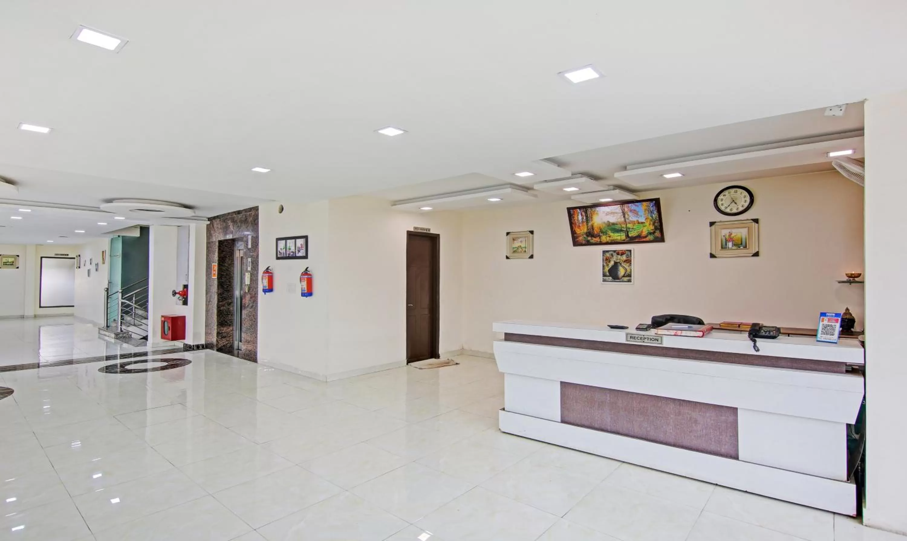 Lobby/Reception in Treebo Trend Amaya Inn Sector 72