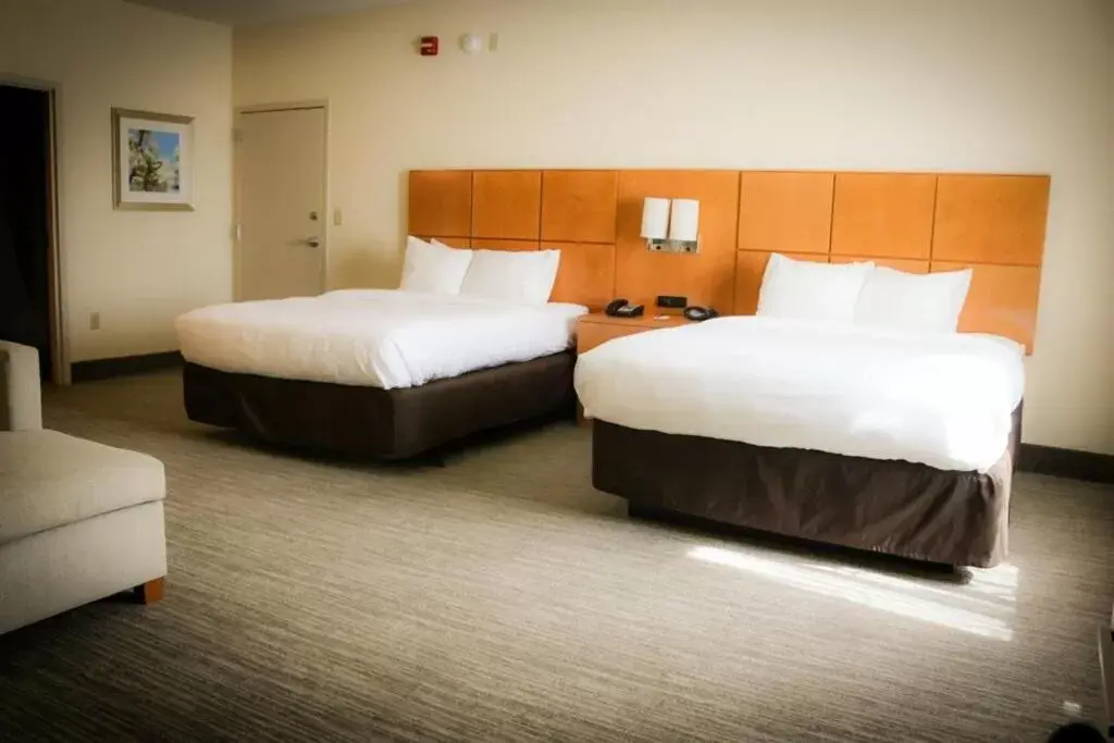 Bed in Comfort Suites Bossier City