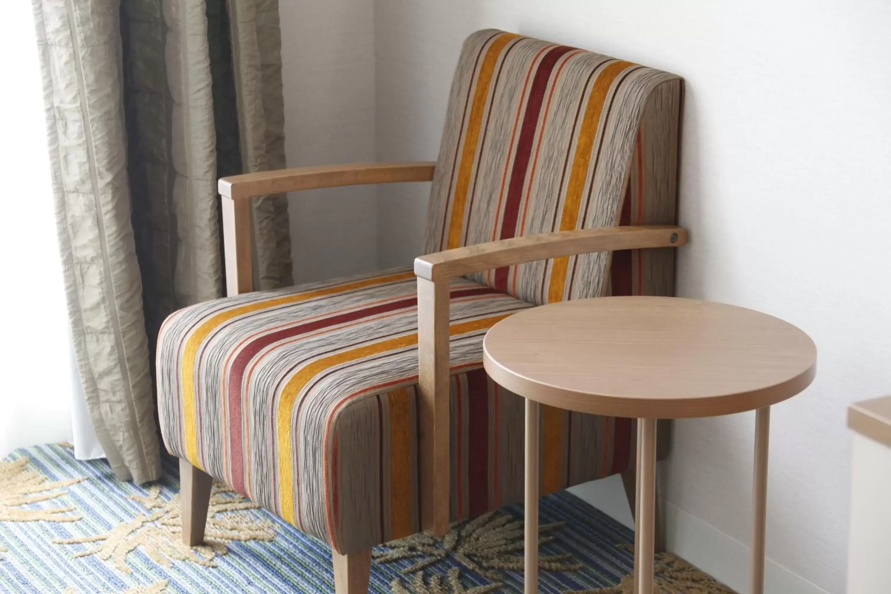 Photo of the whole room, Seating Area in Vessel Hotel Campana Okinawa