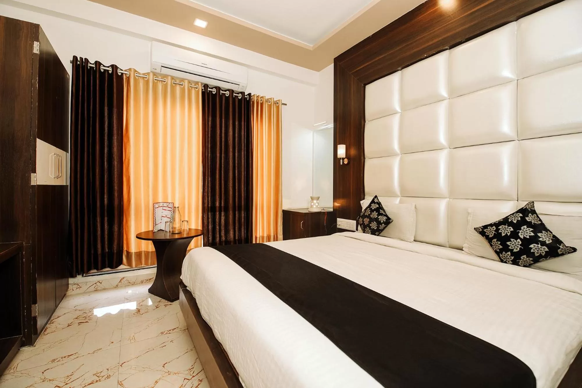 Bedroom, Bed in FabHotel Prime The Royal Galaxy