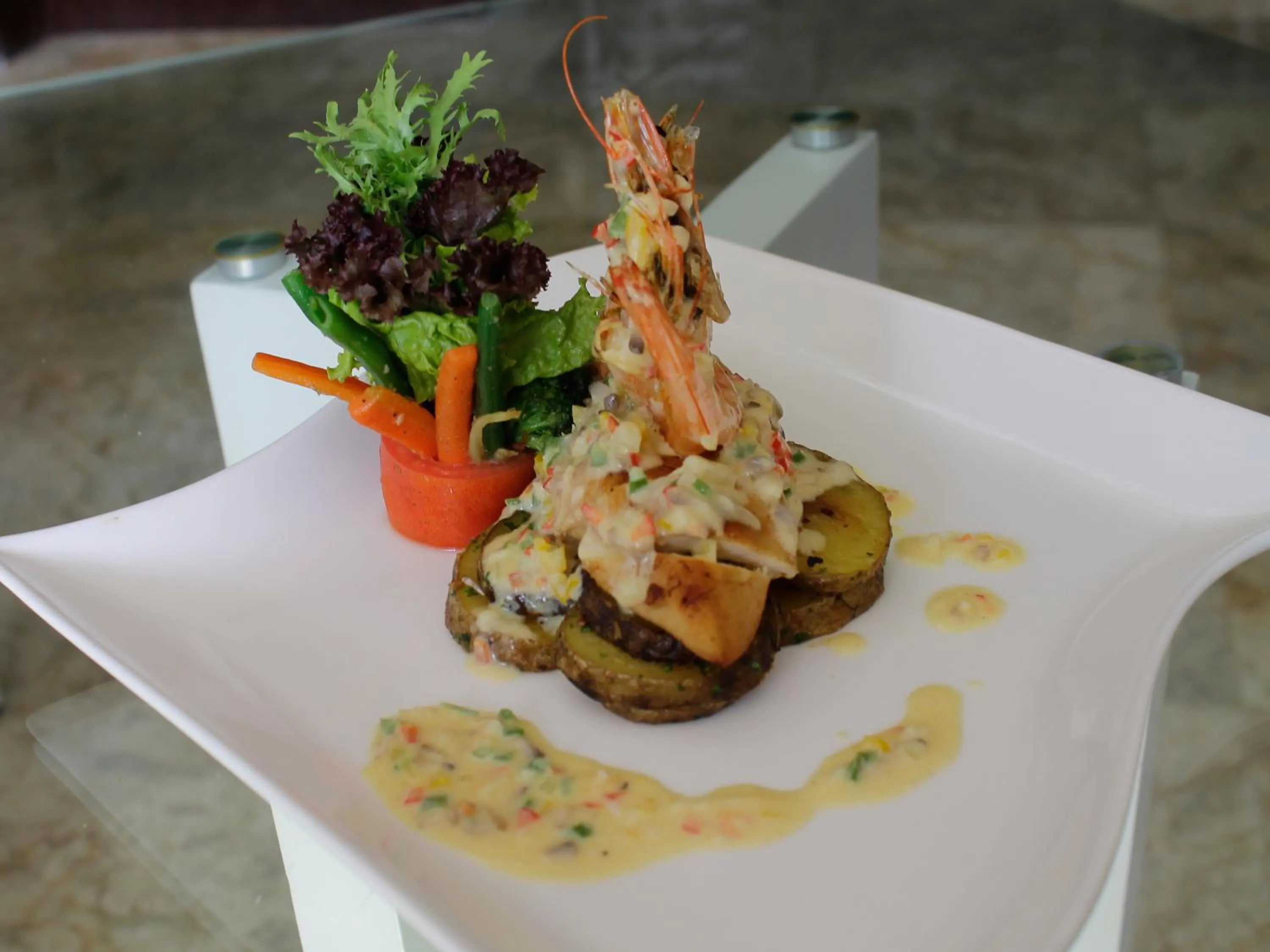 Food in Serela Kuta by KAGUM Hotels