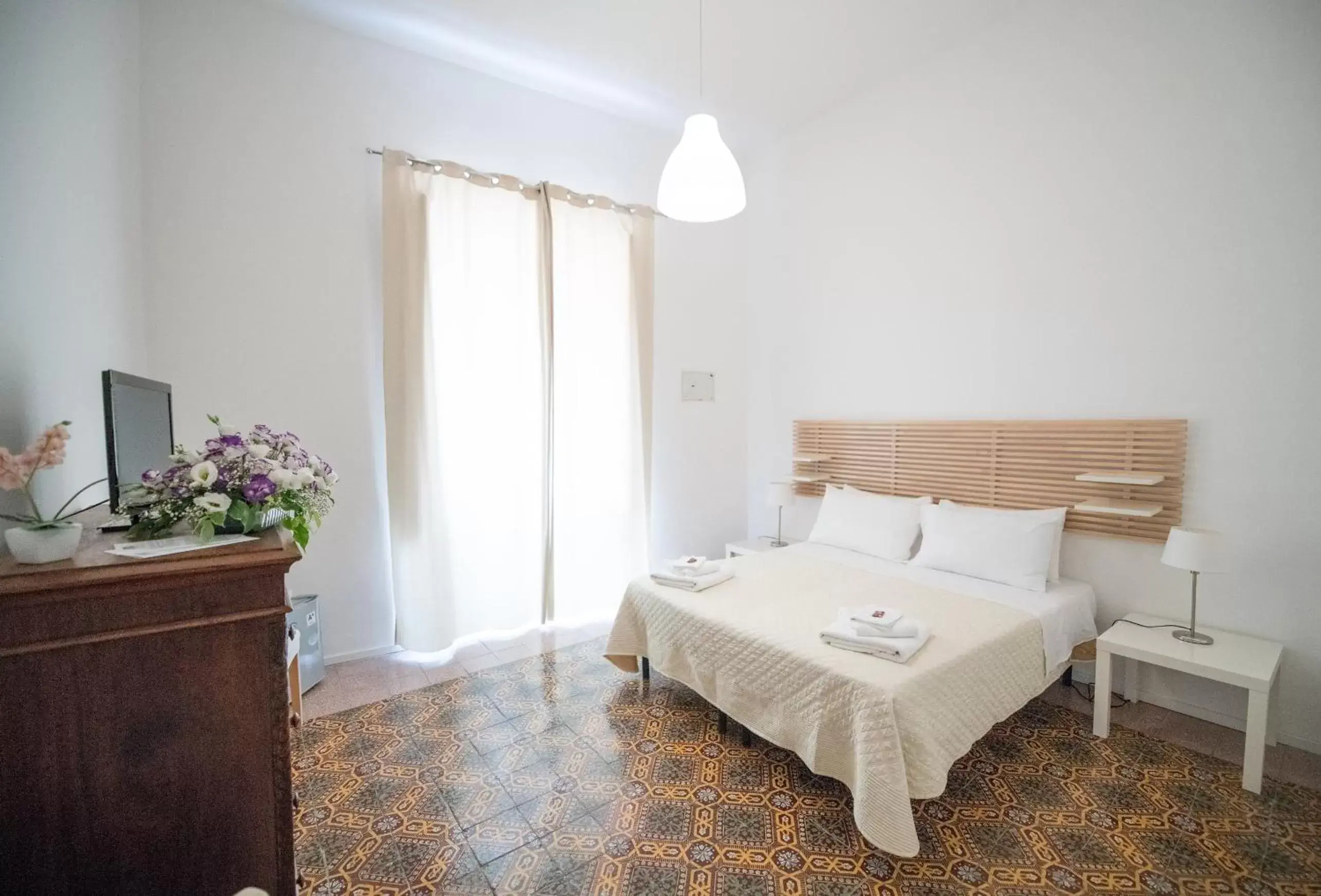 Balcony/Terrace, Bed in B&B Barone Sieri Pepoli